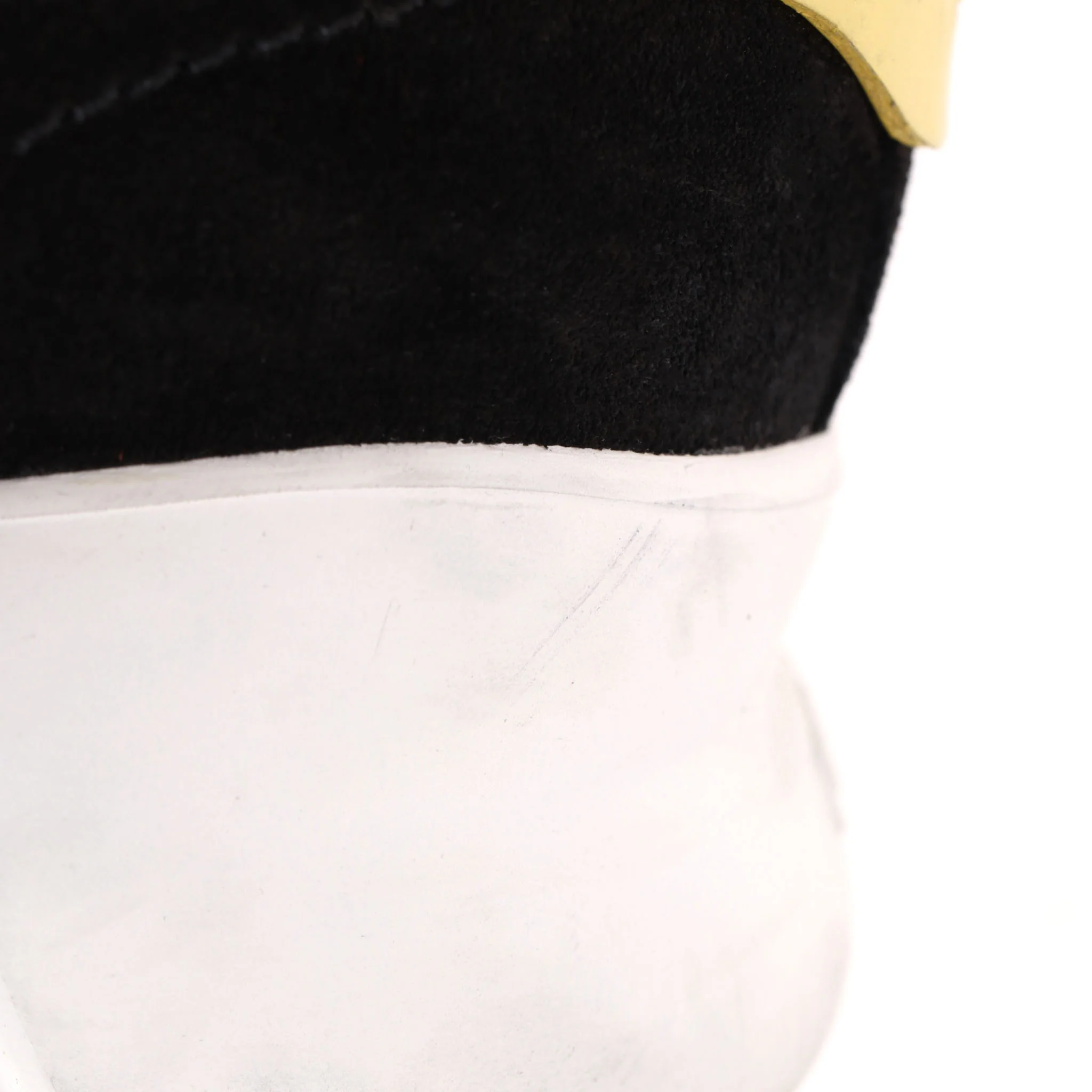 Fendi Suede Logo Sneakers. Size 41.5 - Image 12