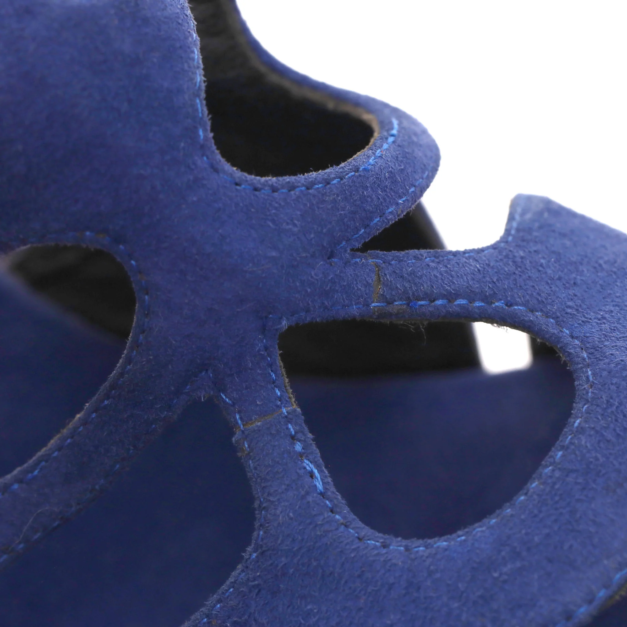 Giuseppe Zanotti Butterfly Cut-Out Suede Sandals. Size 39.5 - Image 9
