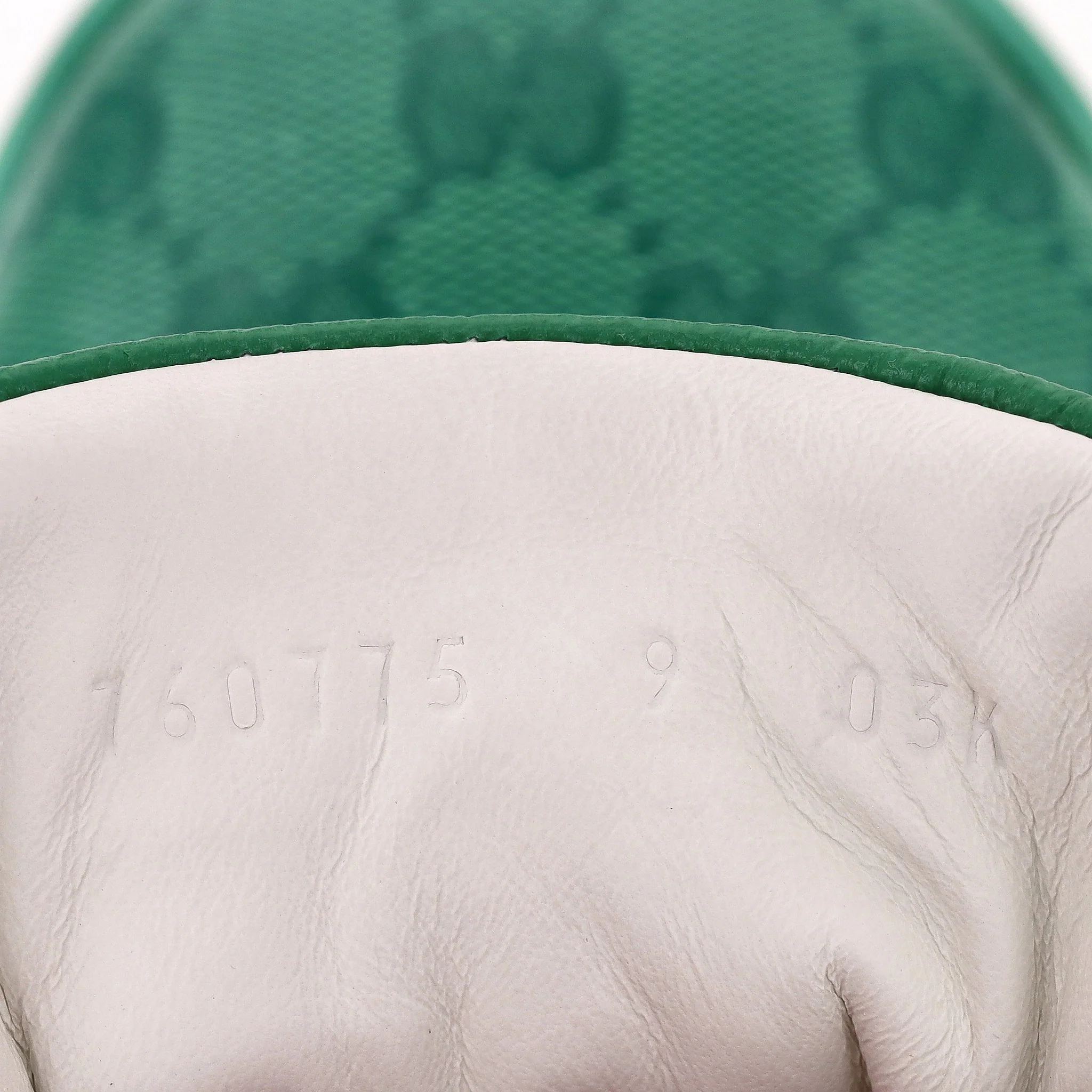 Gucci Ace GG Crystal Canvas Sneakers. Size 9 - Image 7