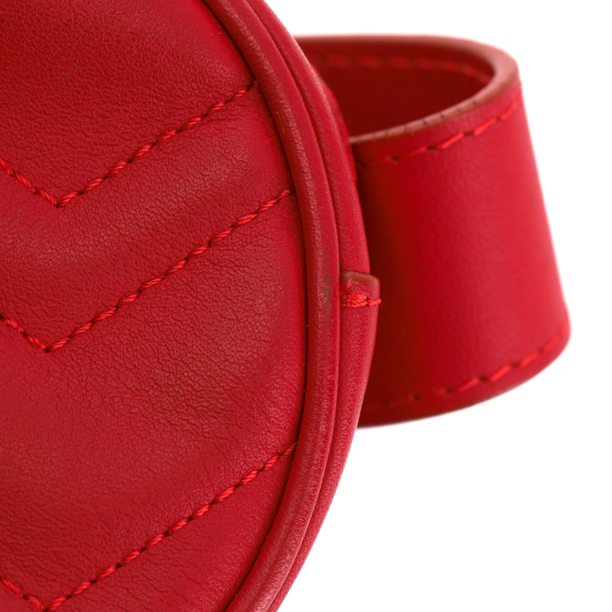 Gucci GG Marmont Matelasse Leather Belt Bag - Image 13