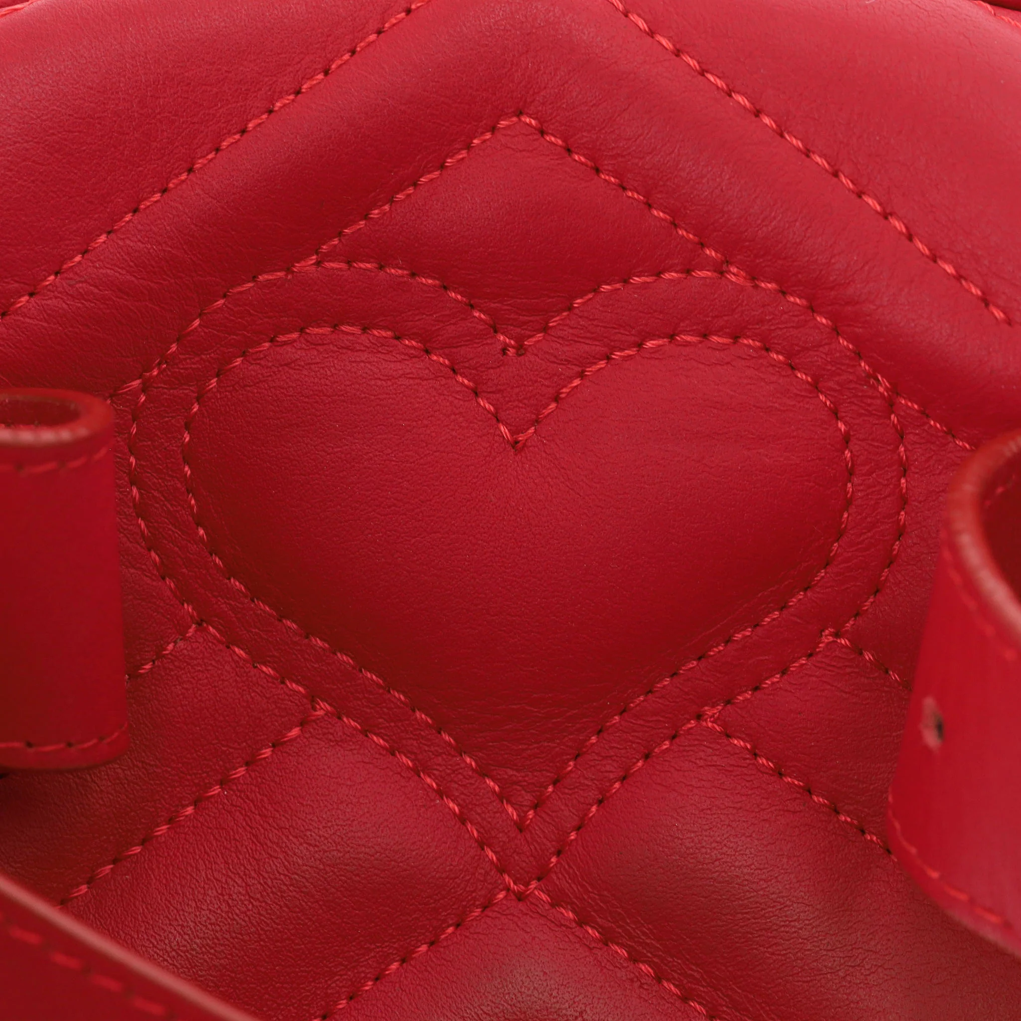 Gucci GG Marmont Matelasse Leather Belt Bag - Image 7