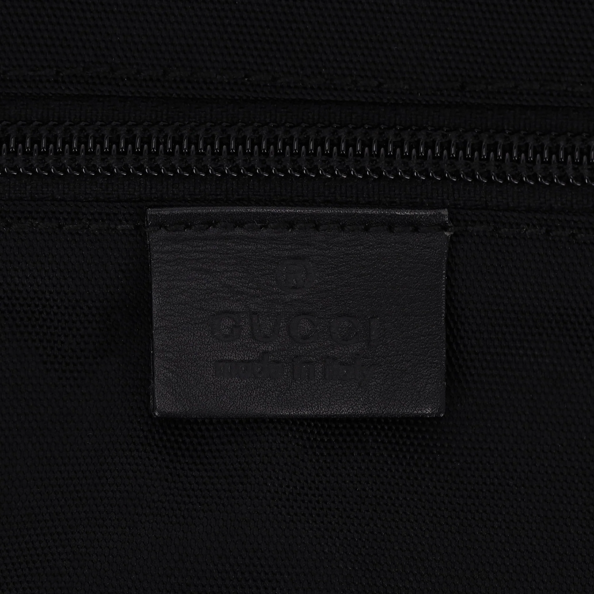 Gucci Nylon Soft Garment Luggage Bag - Image 9