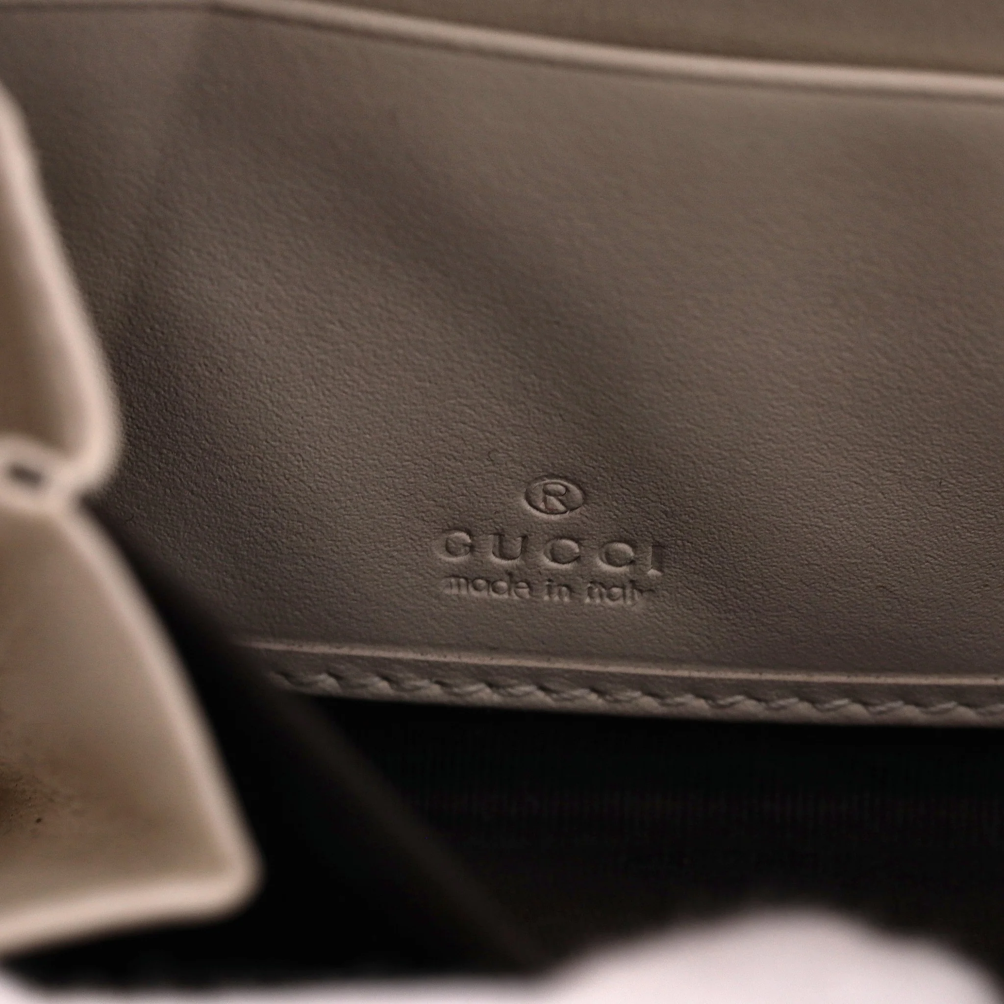 Gucci Sylvie Web Stripe Leather Wallet - Image 8