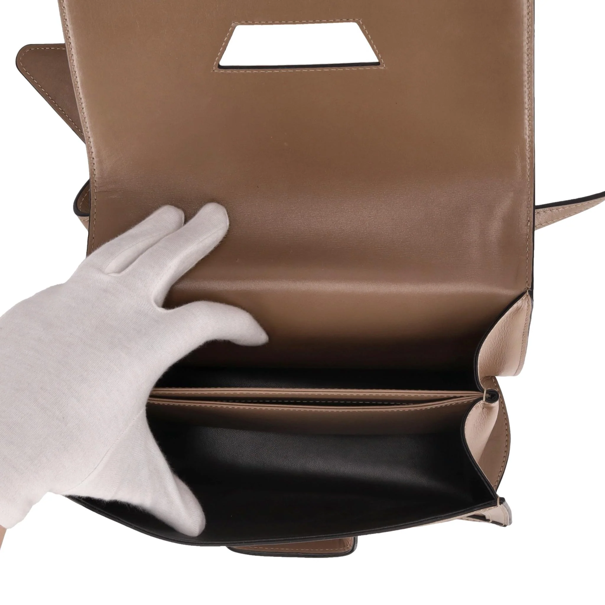 Loewe Barcelona Leather Bag - Image 6