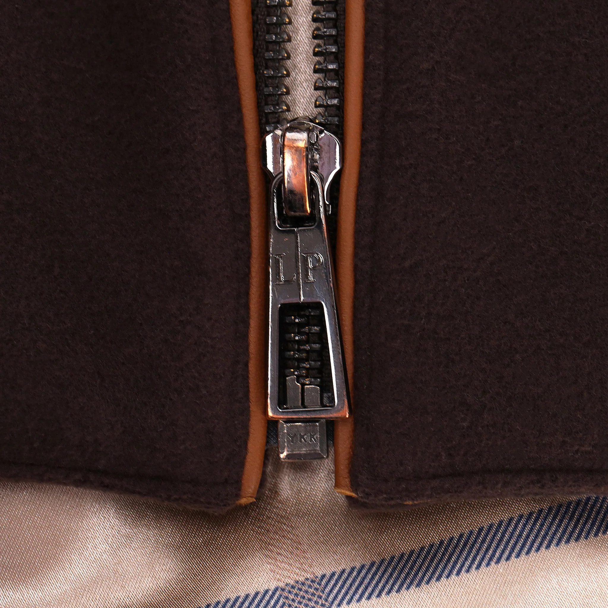 Loro Piana Rarest Vicuna Wool Storm System Field Jacket With Leather Trim. Size L - Image 5