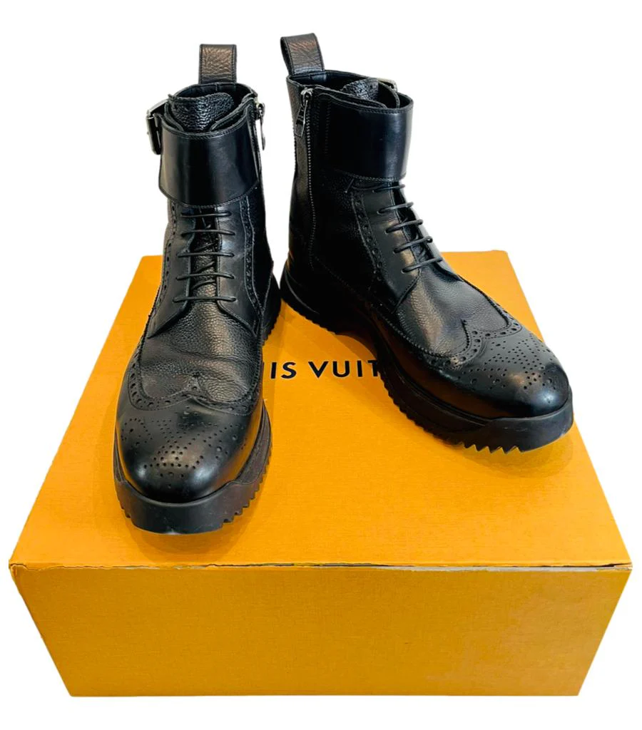 Louis Vuitton Frontier Leather Ankle Boots. Size 42 - Image 2