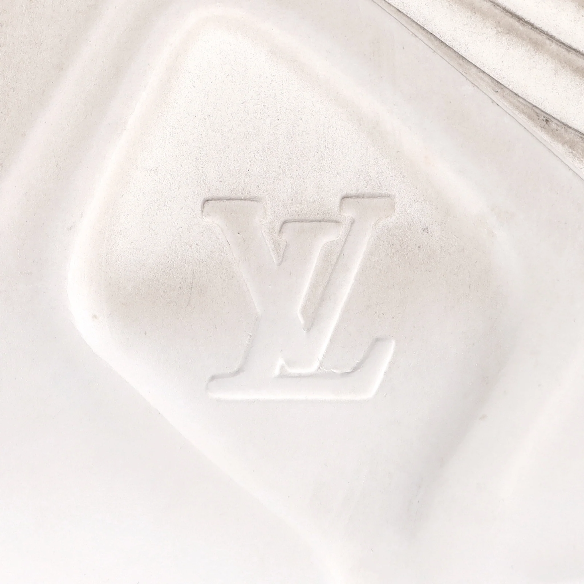 Louis Vuitton 'LV' Monogram Pool 55 Flat Comfort Rubber Mules. Size 40 - Image 11