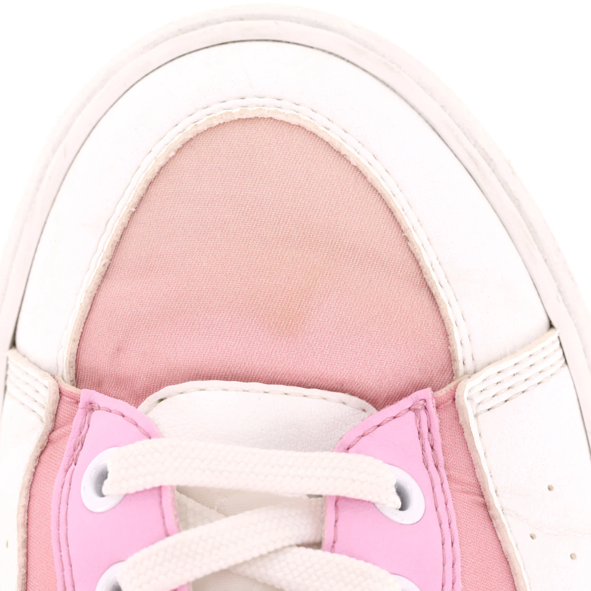 Louis Vuitton Monogram Charlie Sneakers. Size 36.5 - Image 10