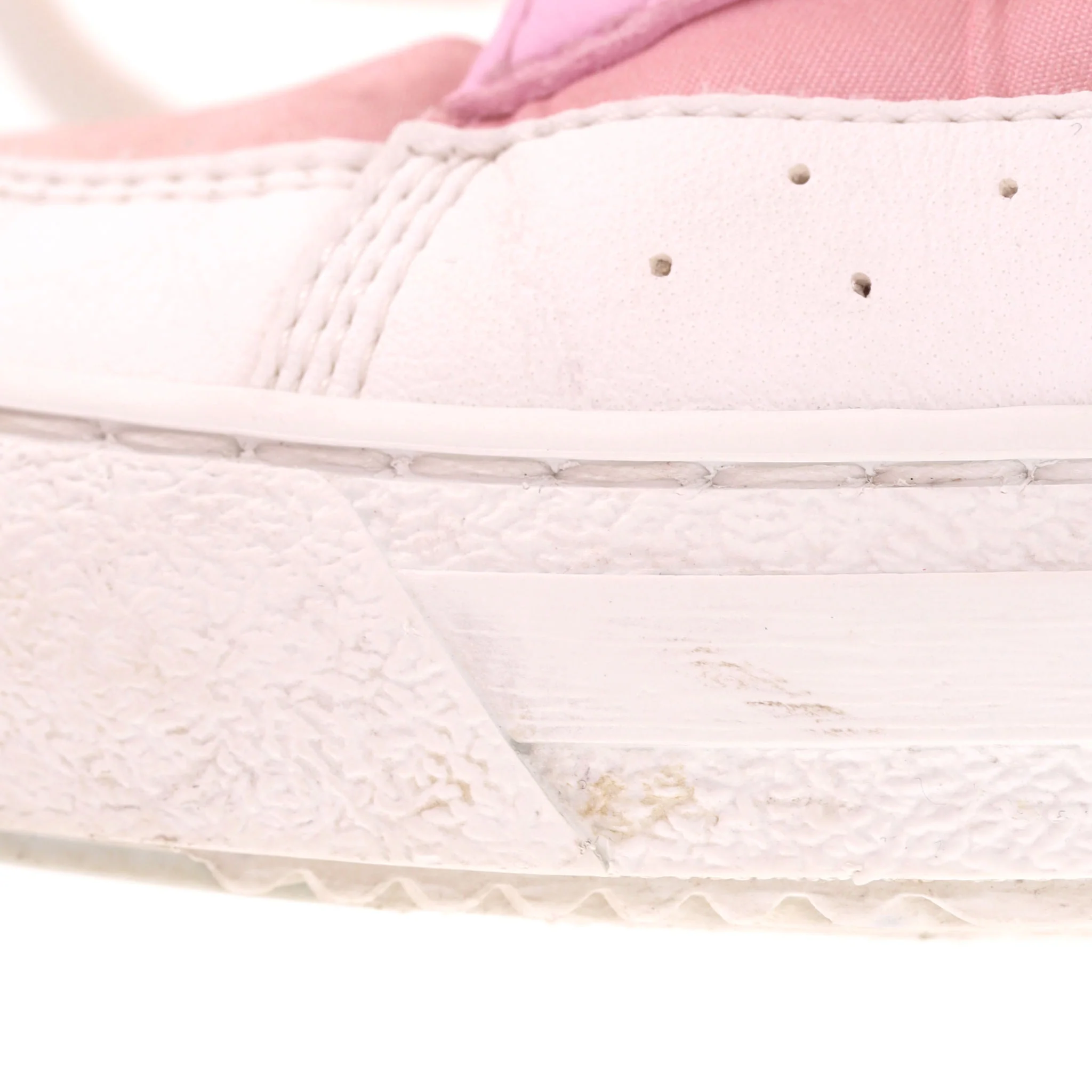 Louis Vuitton Monogram Charlie Sneakers. Size 36.5 - Image 11