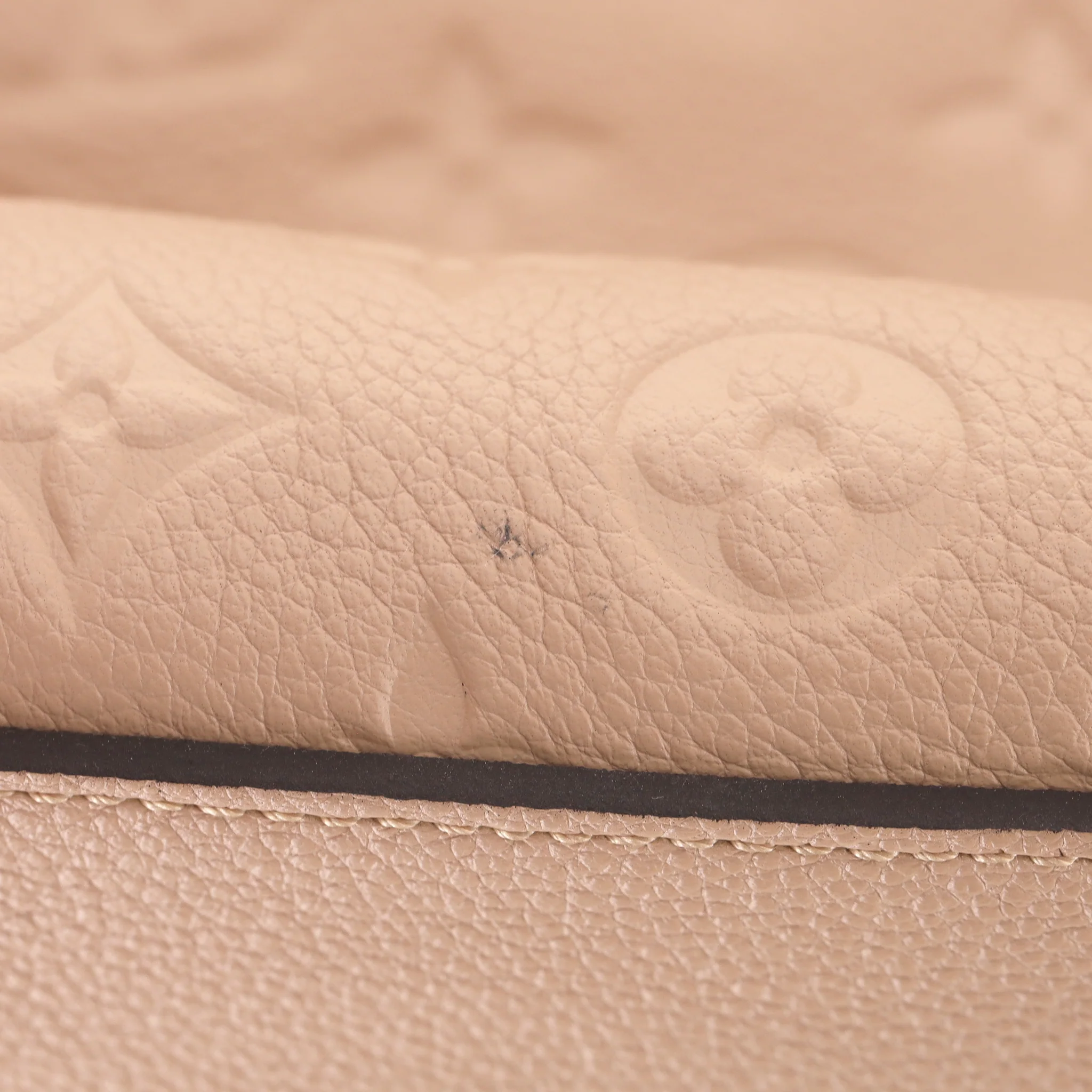 Louis Vuitton Pont Neuf Dune Monogram Empreinte Leather GM Bag - Image 14