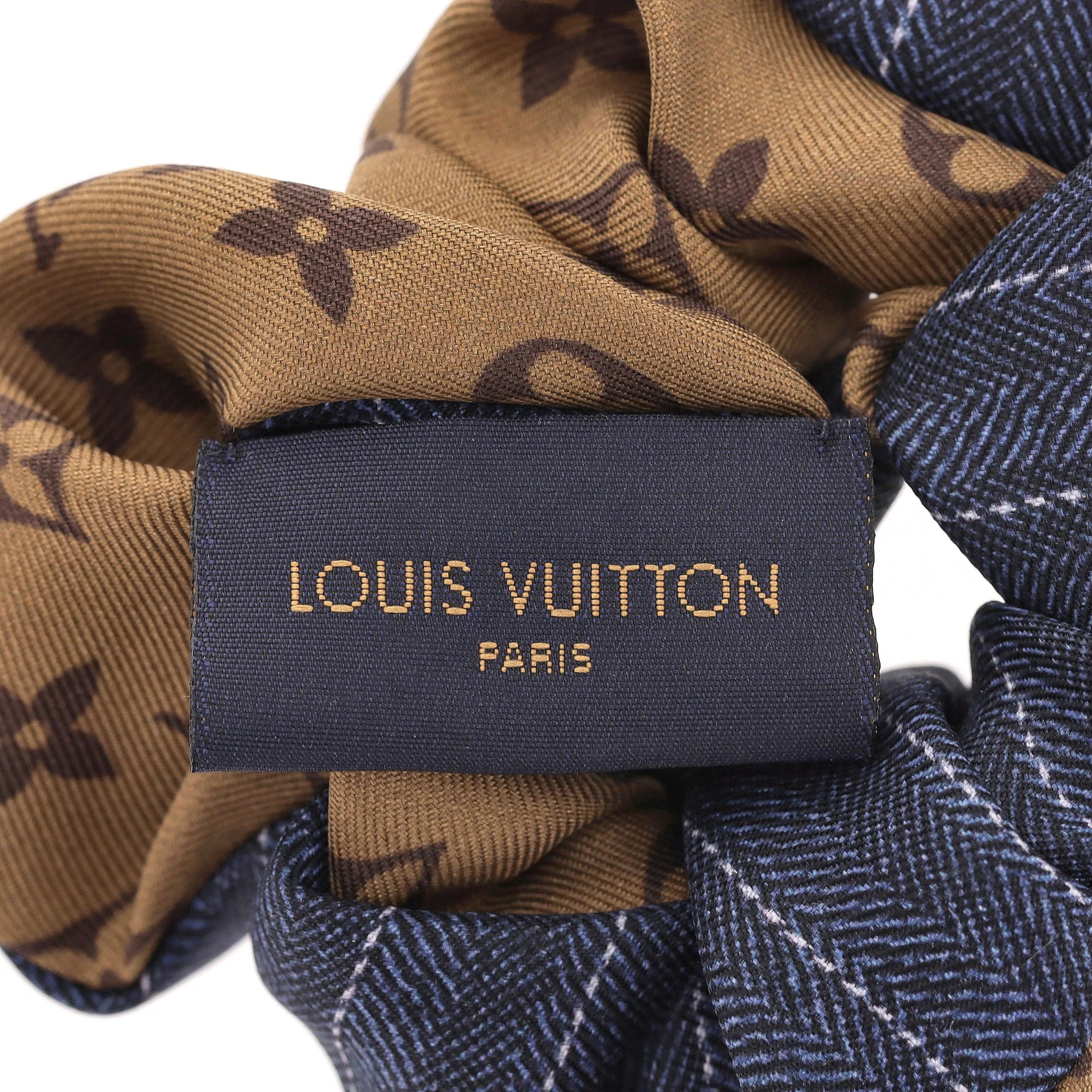 Louis Vuitton Silk Be Mindful Chouchou Monogram Scrunchie - Image 4