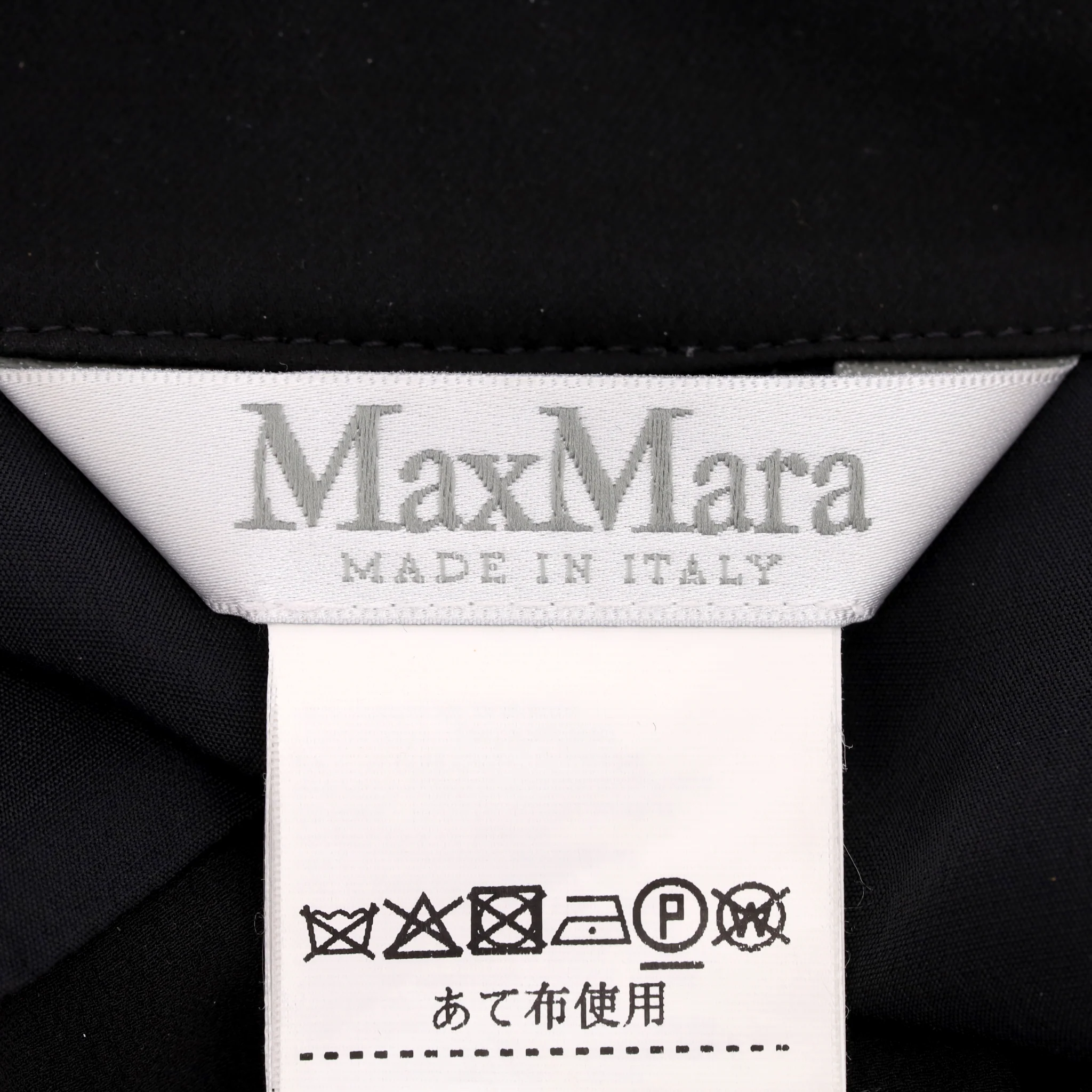 Max Mara Tasseled Two-Tone Silk Top. Size 42IT - Image 6