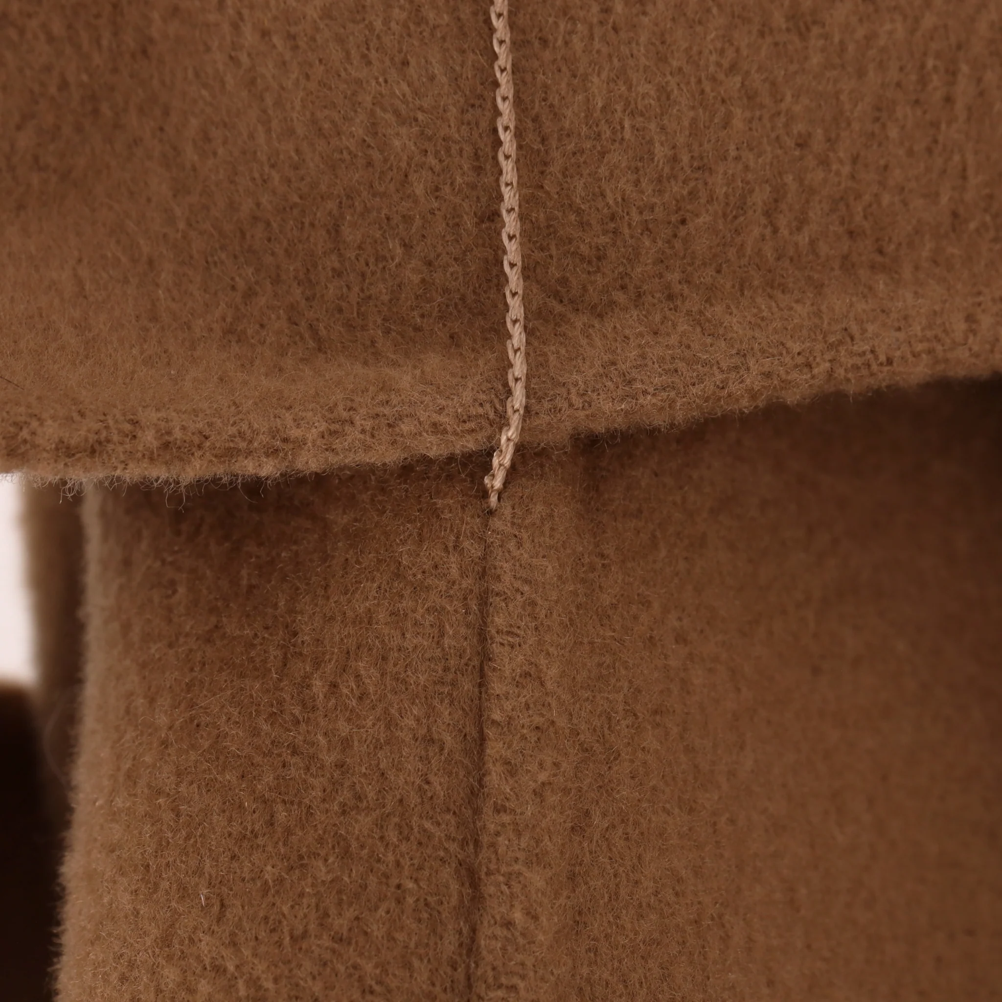 Max Mara Virgin Wool Wrap Coat. Size M - Image 5