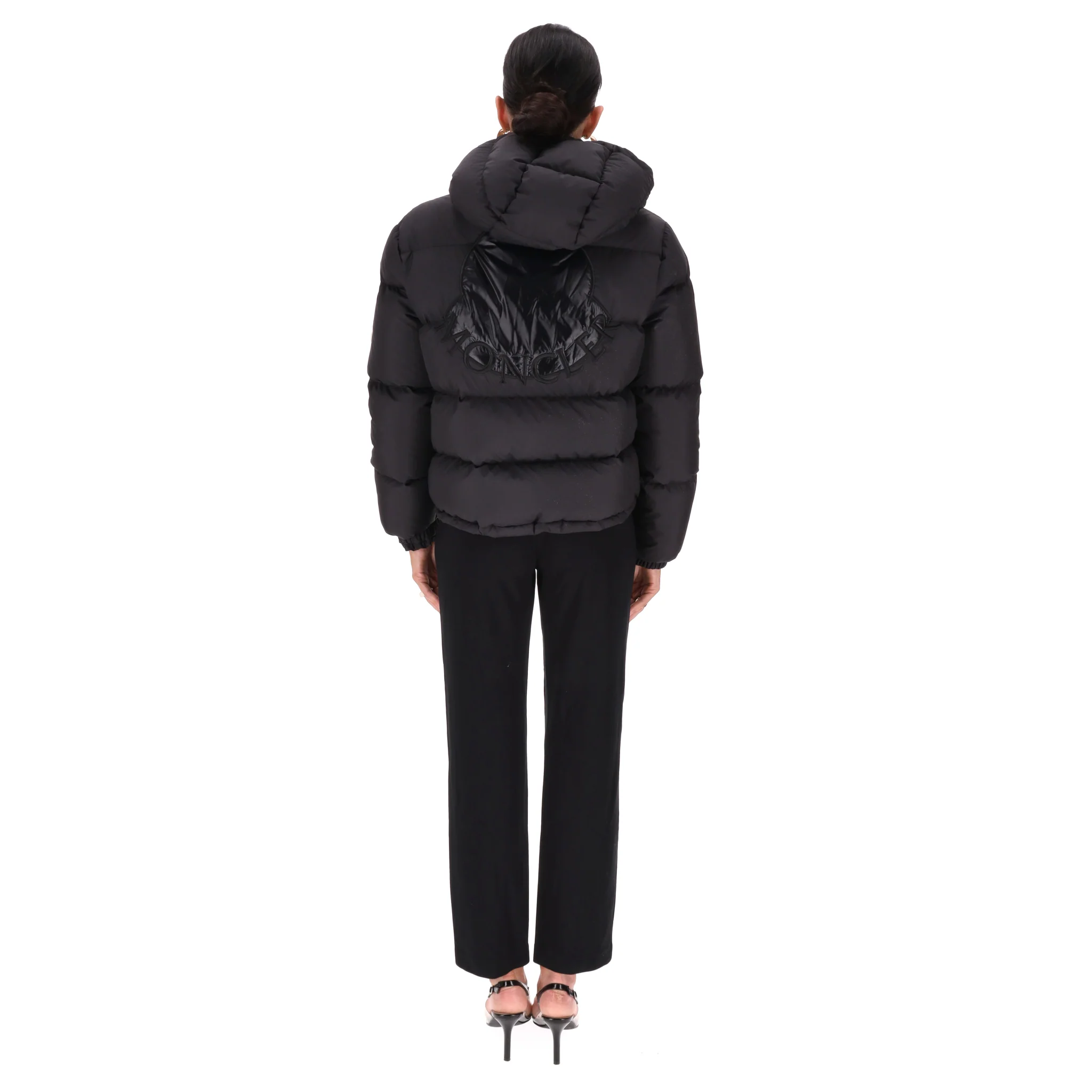 Moncler Ebre Hooded Down Puffer Jacket. Size 2 - Image 4