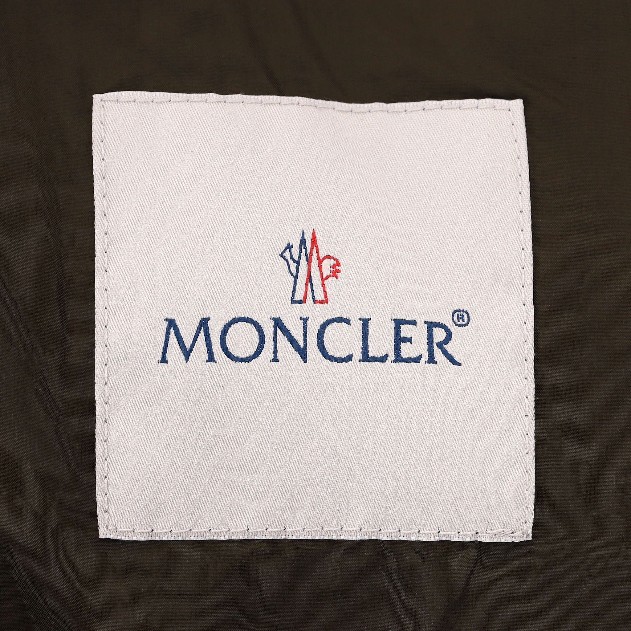 Moncler Hooded Field Jacket. Size 3 - Image 6
