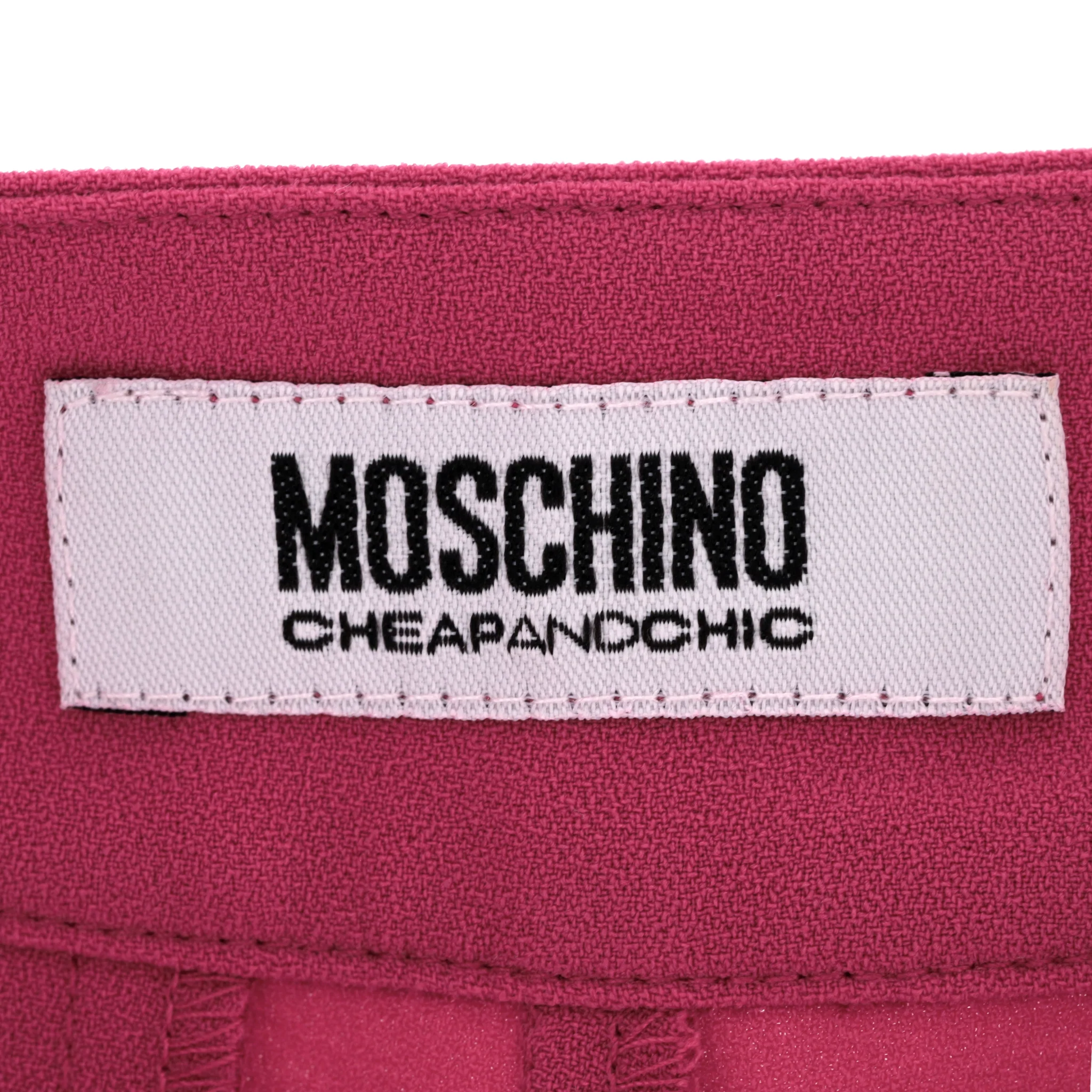 Moschino Cheap and Chic Shorts With Anchor Embossed Buttons. Size 38IT - Image 6