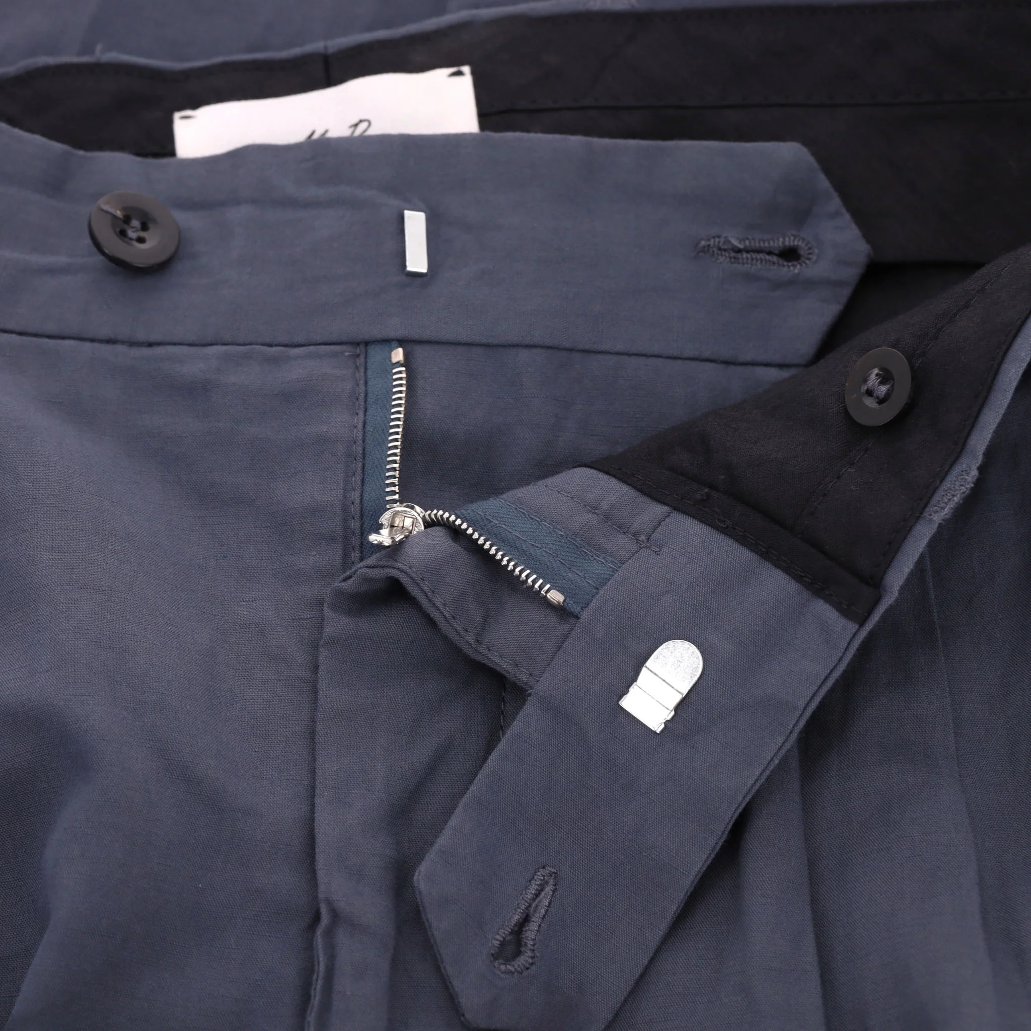 Mr P. Tapered Linen & Cotton Blend Trousers. Size 30 - Image 5