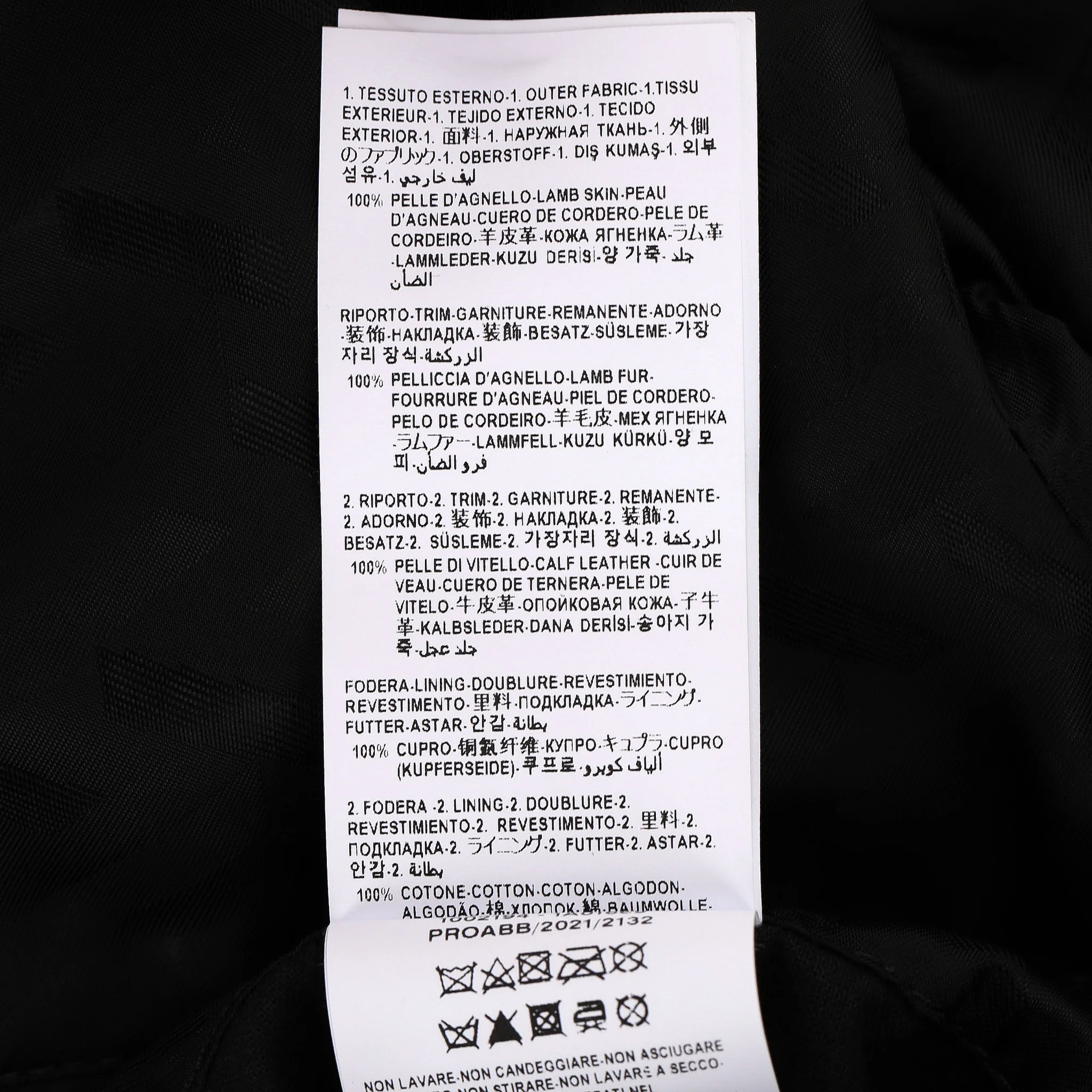Versace Lambskin Leather Jacket With Greca Fur Collar. Size 46IT - Image 11