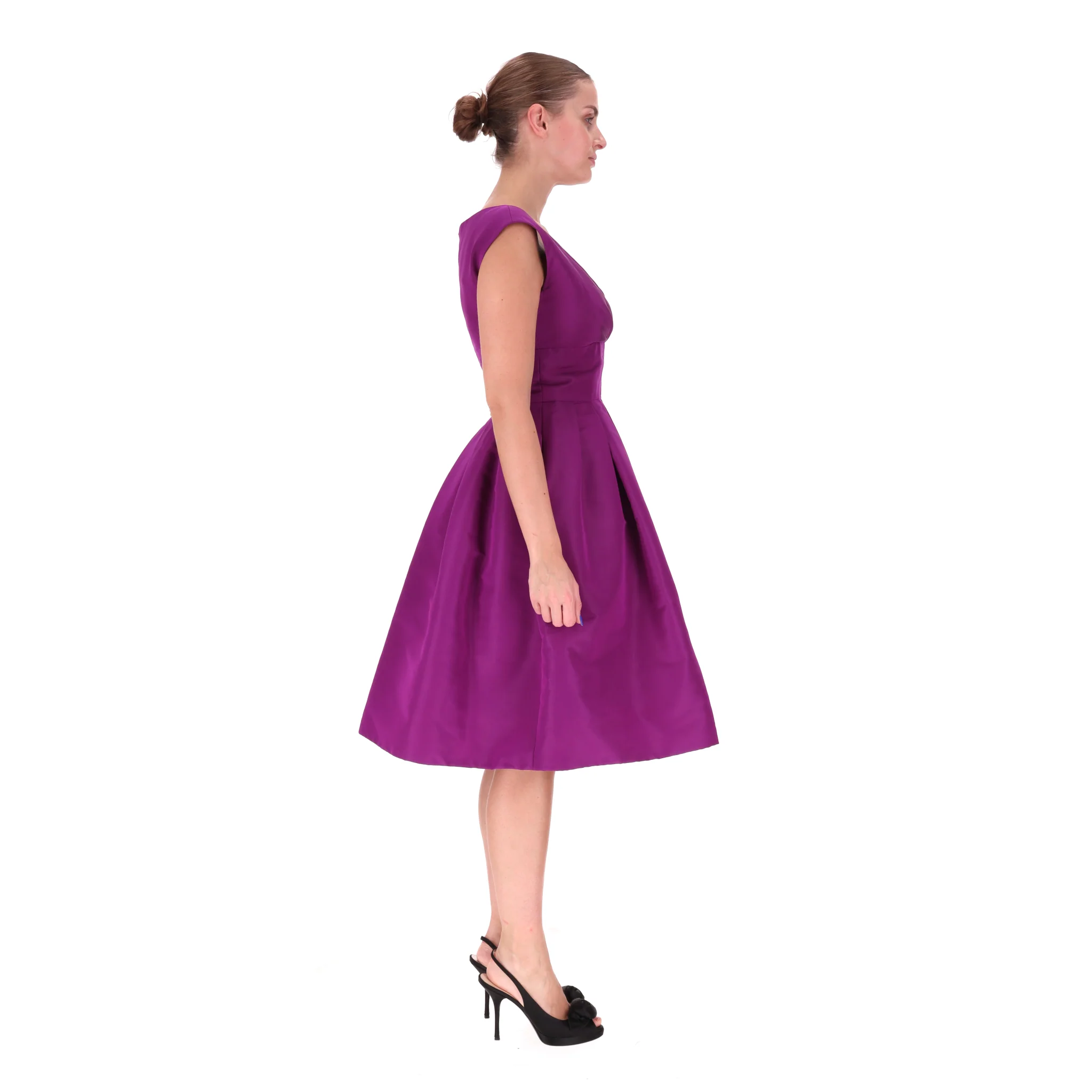 Oscar De La Renta Silk Flared Pleated Dress. Size 8US - Image 3