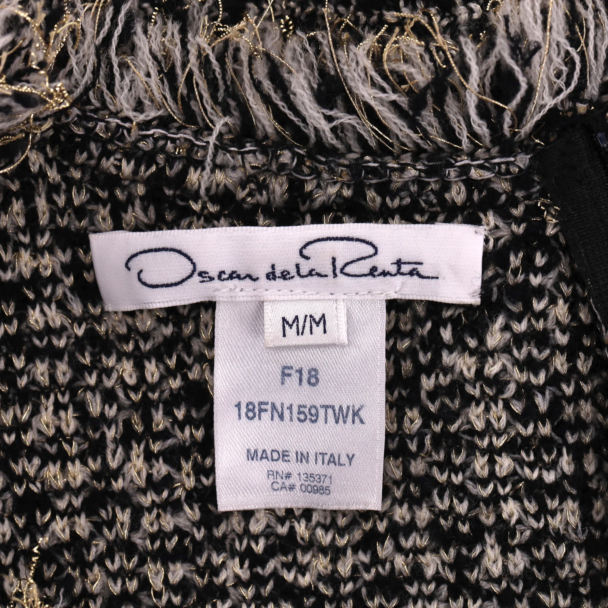 Oscar De La Renta Wool Boucle Dress & Jacket Two-Piece Set. Size S/M - Image 11