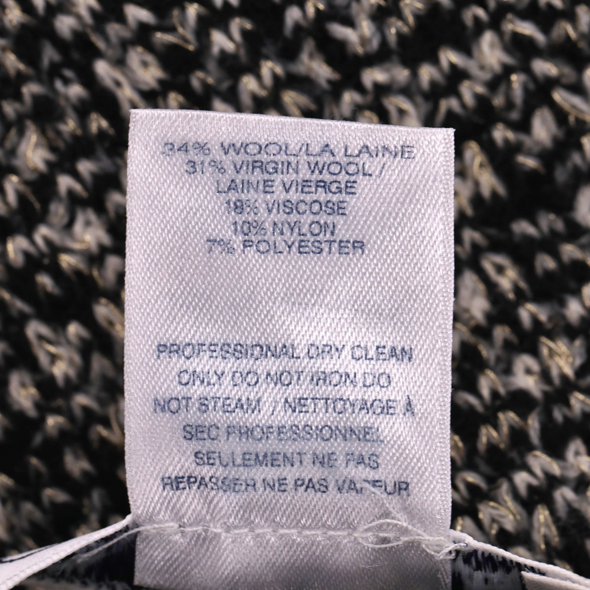Oscar De La Renta Wool Boucle Dress & Jacket Two-Piece Set. Size S/M - Image 12