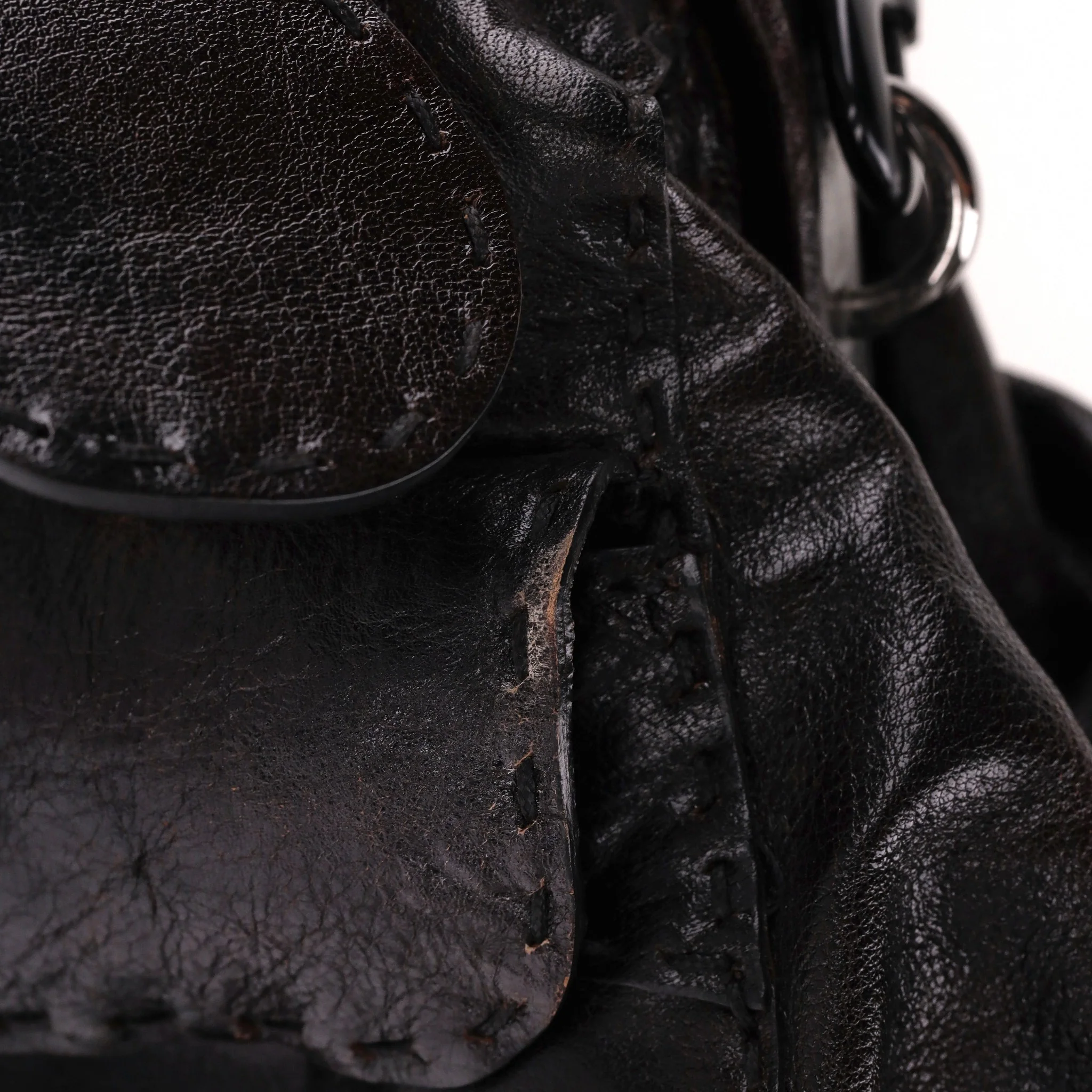 Valentino Garavani Crystal Embellished 'V' Logo Leather Bag - Image 9