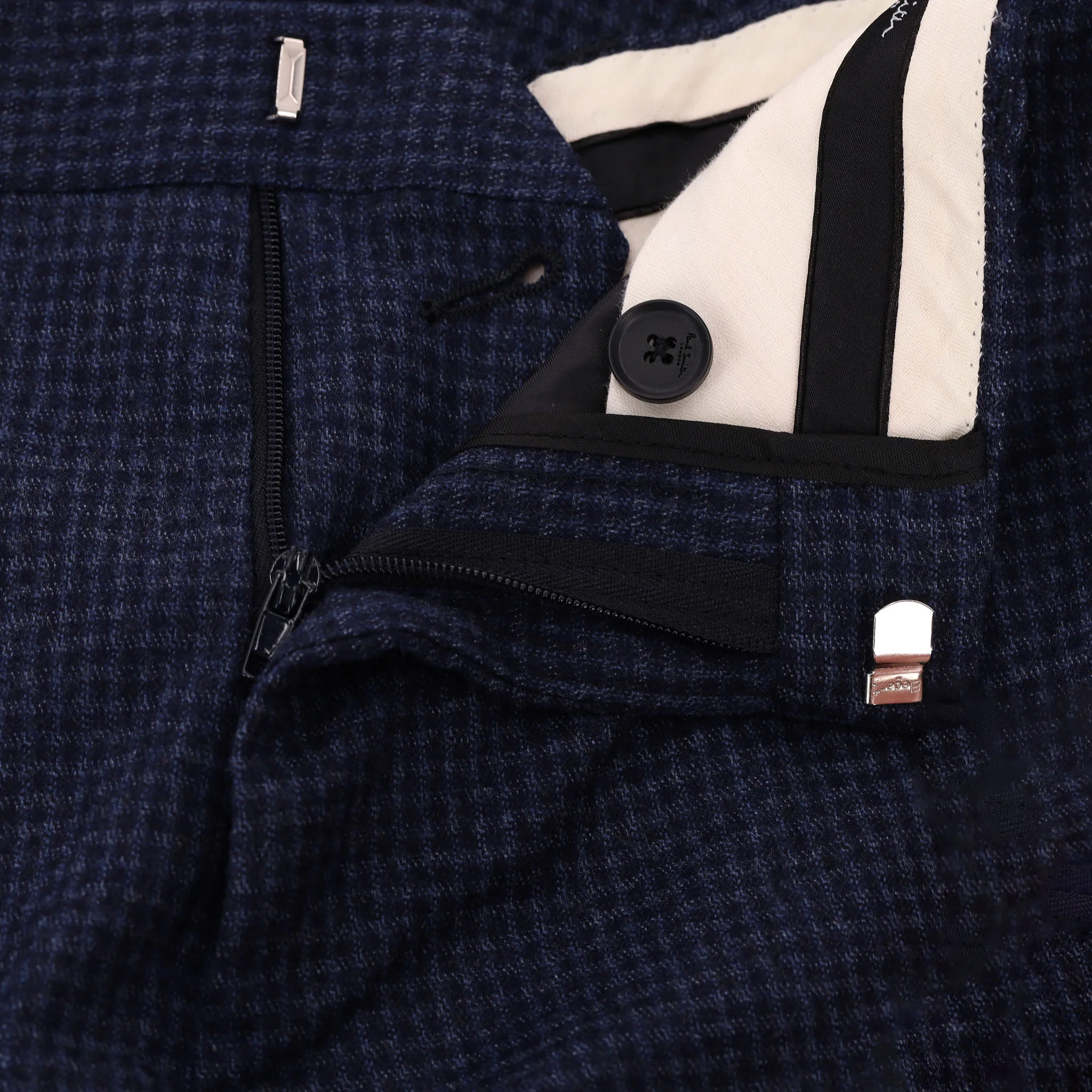Paul Smith Slim-Cut Checked Wool Trousers. Size 38FR - Image 6