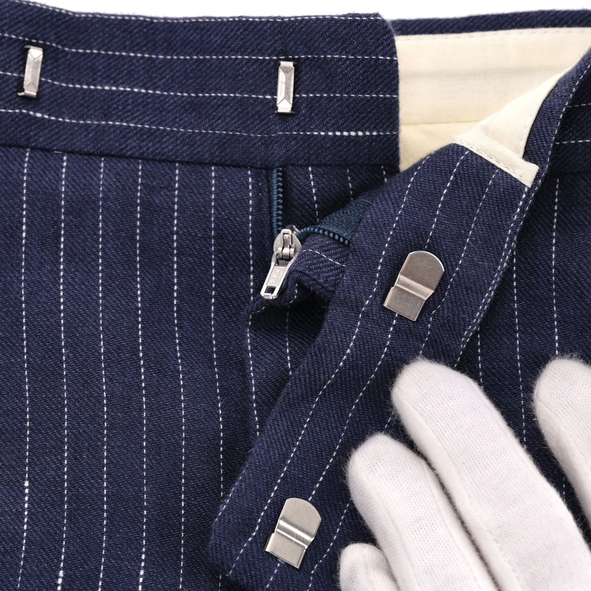 Polo Ralph Lauren Pinstripe Linen Trousers. Size 30/32 - Image 5