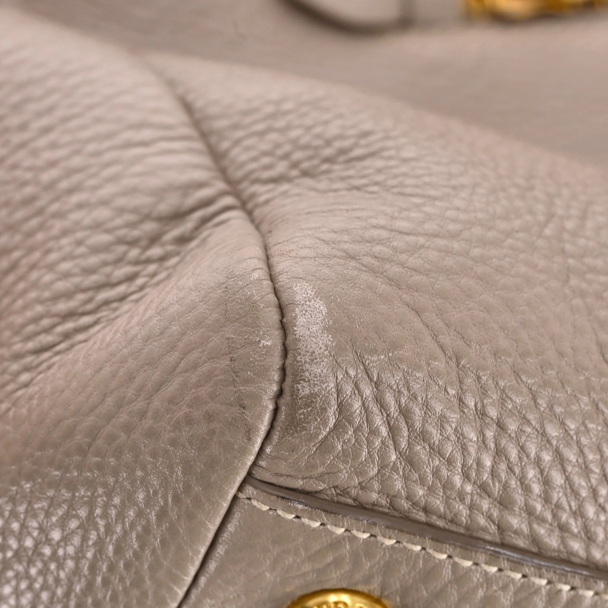 Prada Vitello Daino Leather Handbag - Image 10