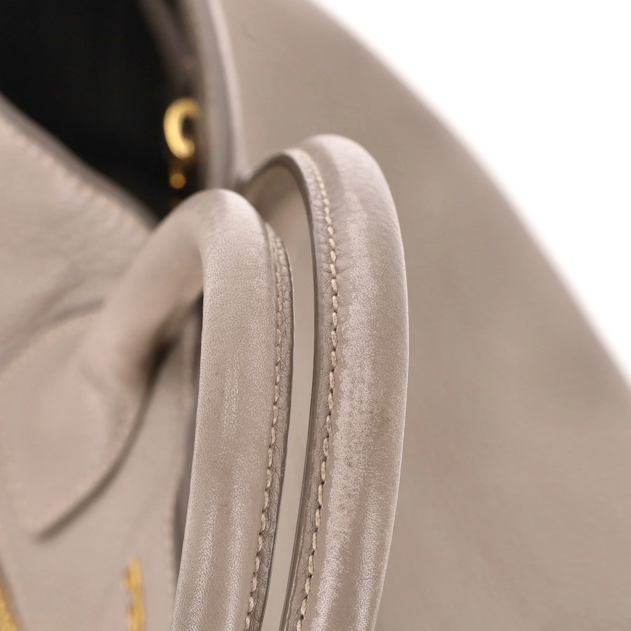 Prada Vitello Daino Leather Handbag - Image 12