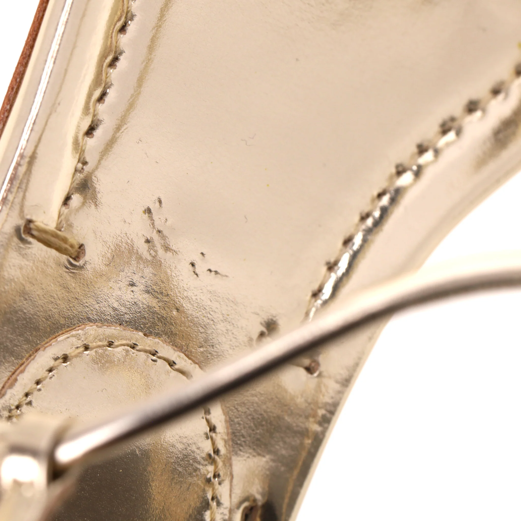 Prada Metallic Leather Thong Sandals. Size 38 - Image 10