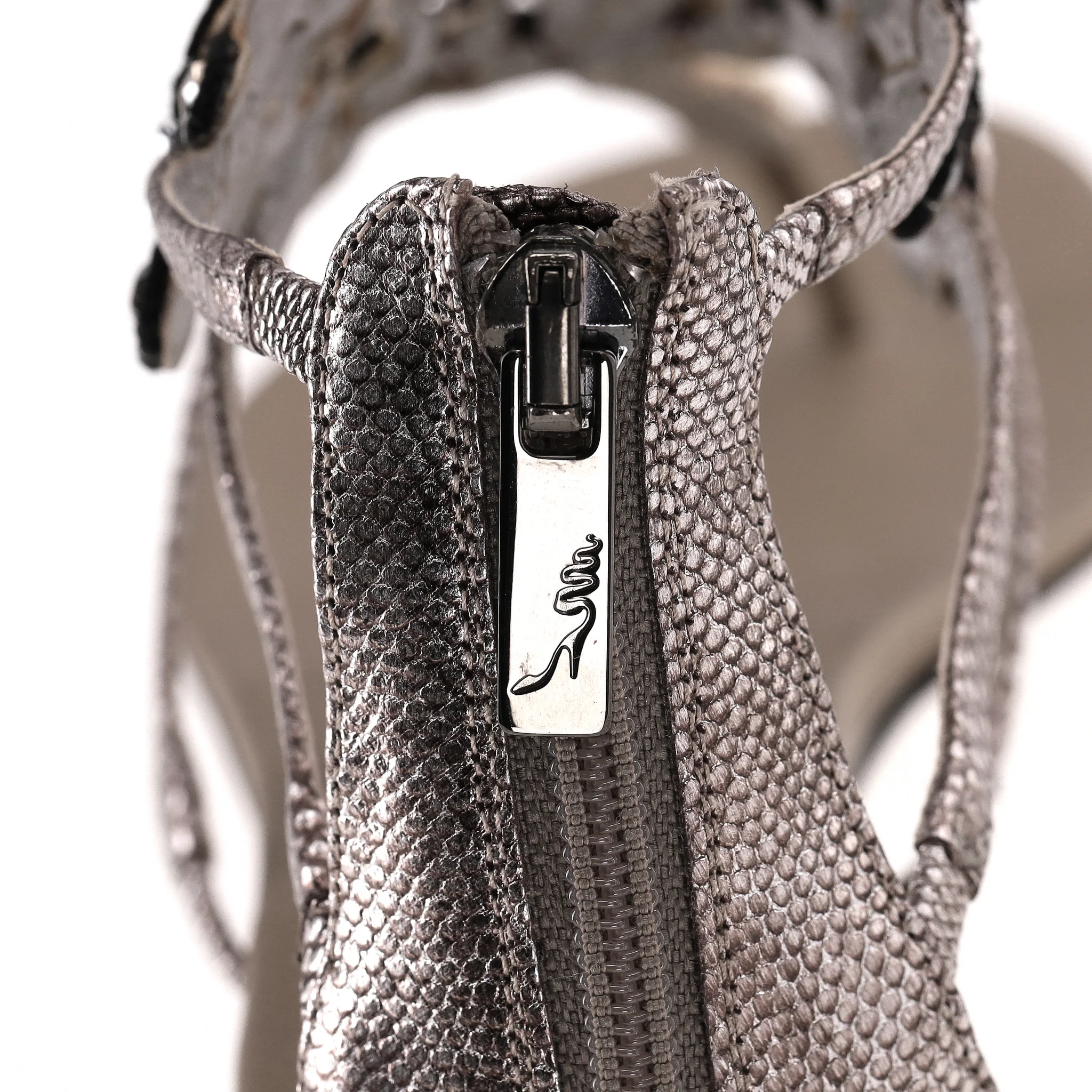 Rene Caovilla Snakeskin & Crystal Thong Sandals. Size 37 - Image 8