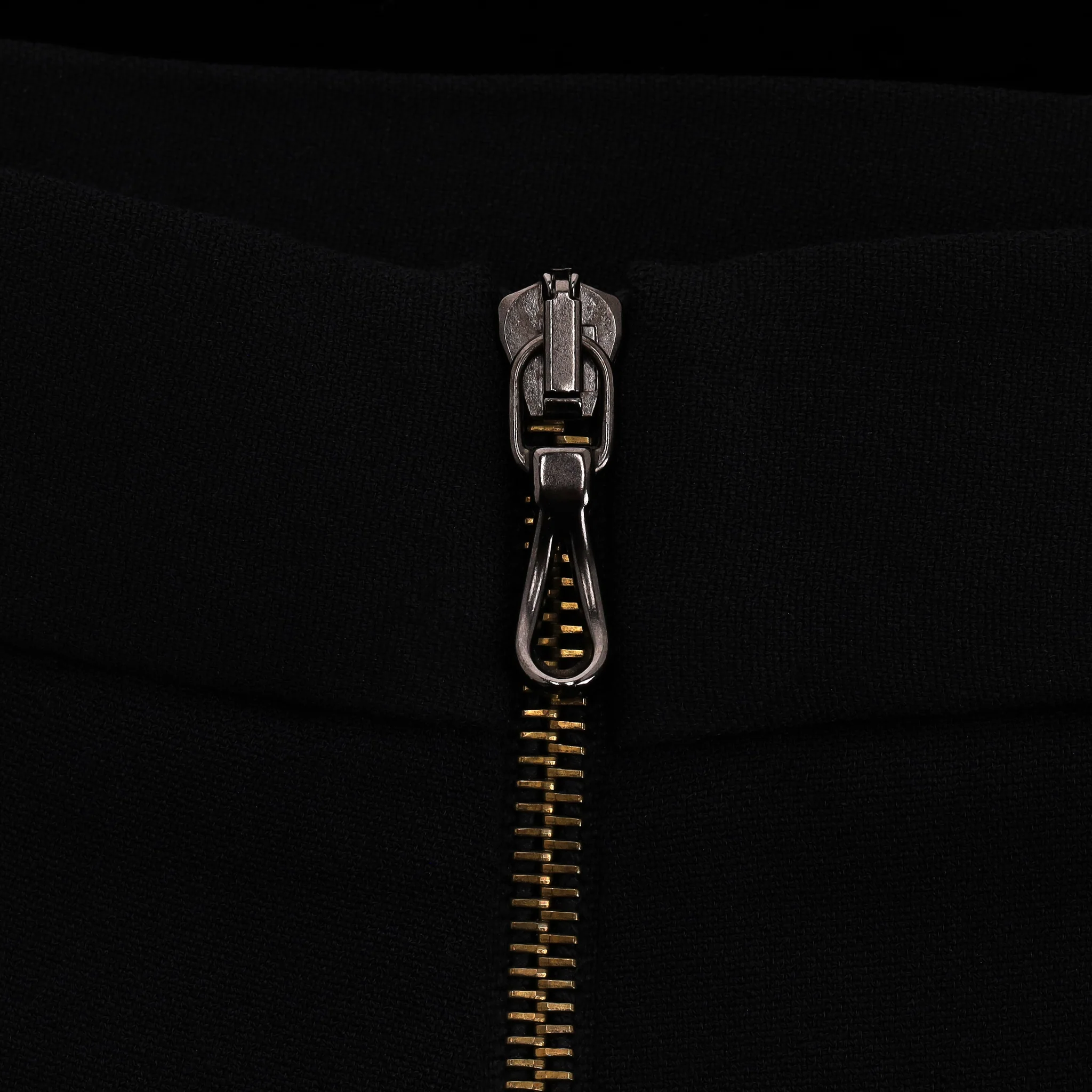 Roland Mouret Velvet Silk Blend Pencil Skirt. Size 10UK - Image 5