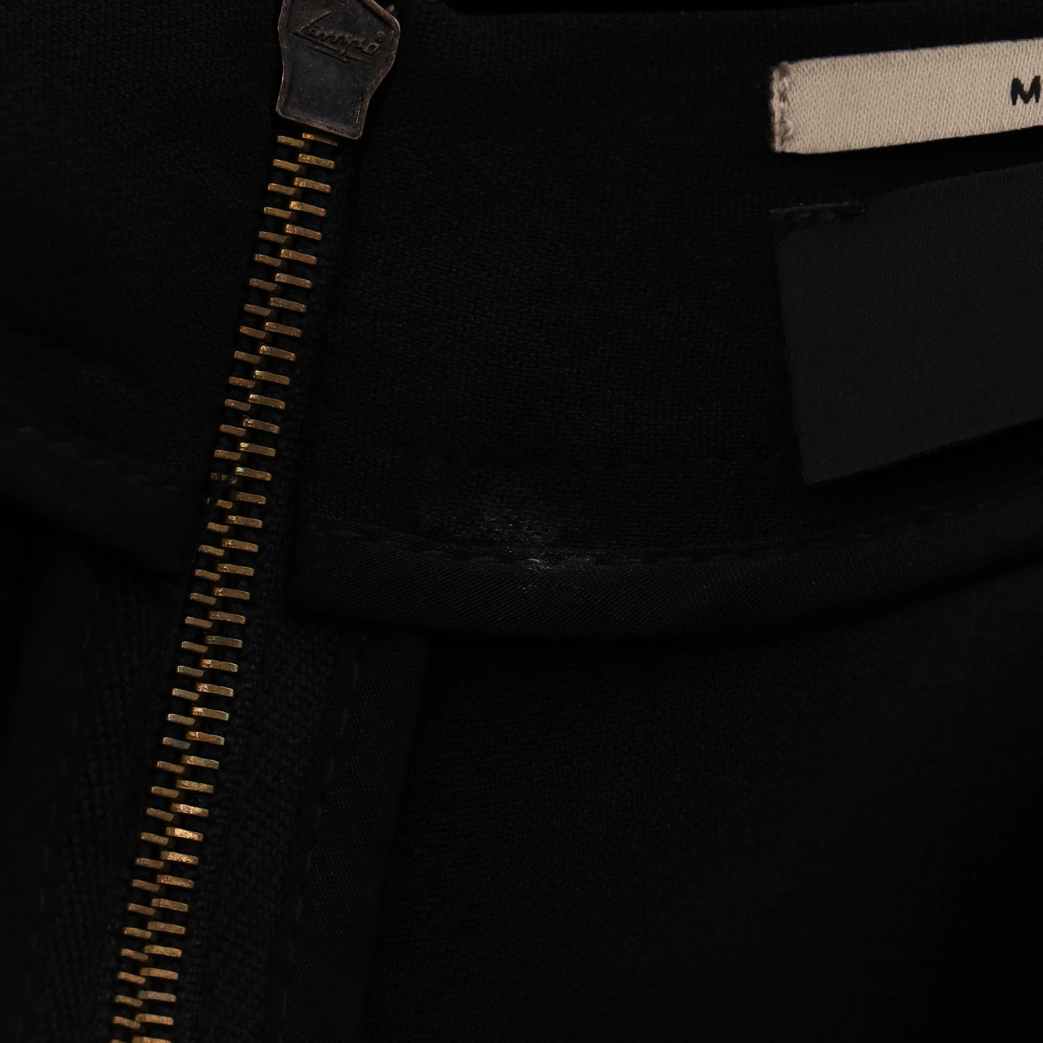 Roland Mouret Velvet Silk Blend Pencil Skirt. Size 10UK - Image 8