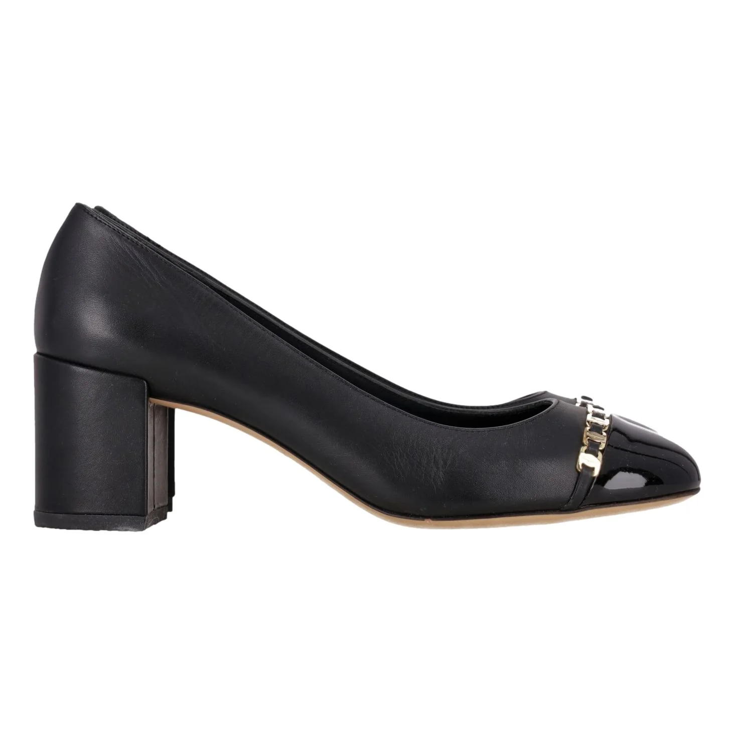 Salvatore Ferragamo Gancini Chain Leather Pumps With Patent Leather Cap Toe. Size 37 - Image 4