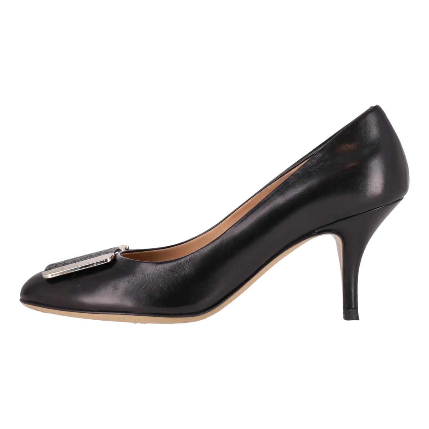 Salvatore Ferragamo Leather Pumps. Size 37.5