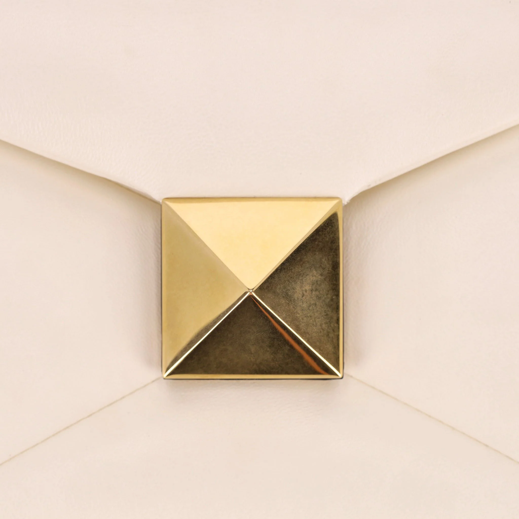 Valentino Garavani Leather One Stud Handbag - Image 8