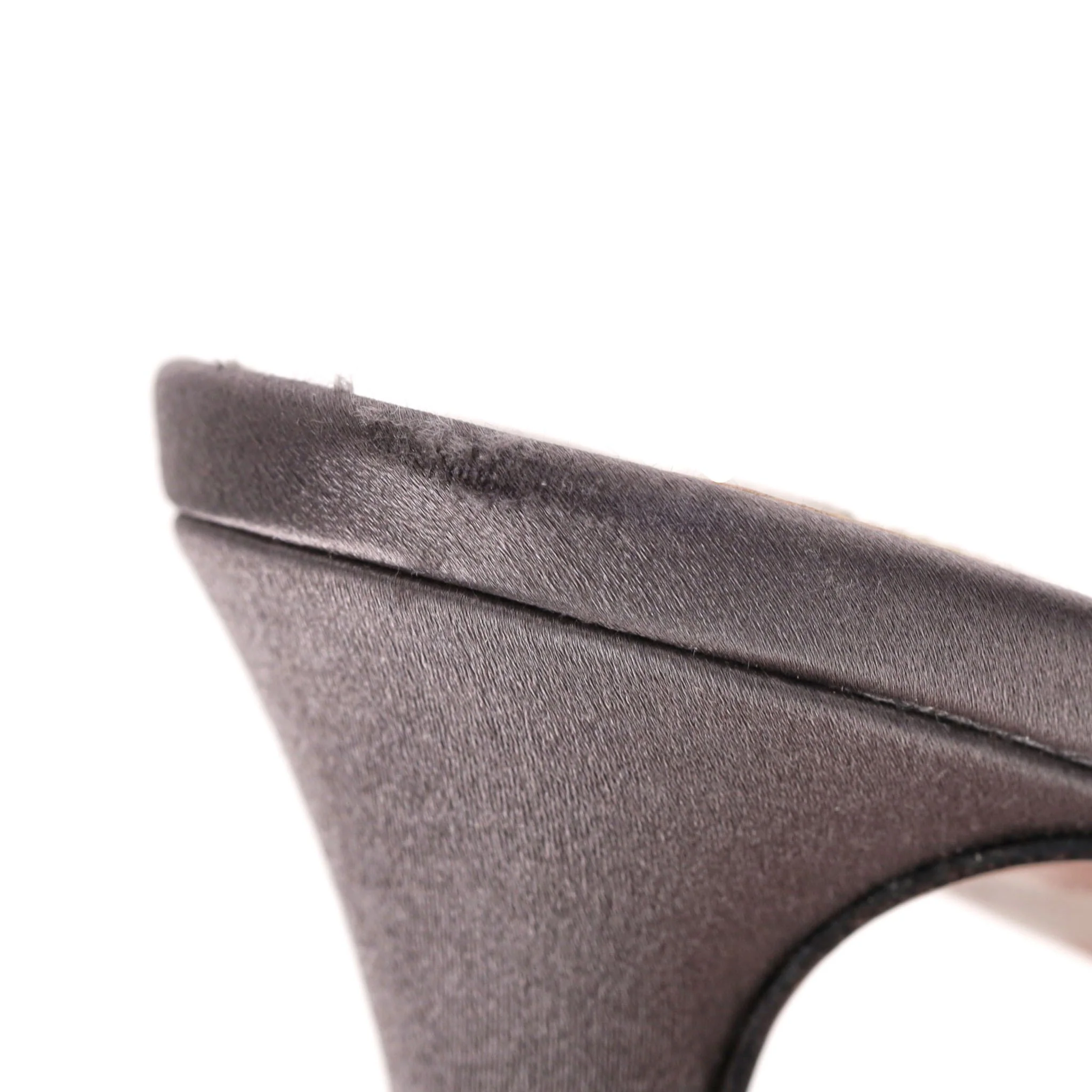 Valentino Bow Detail Crystal Sandals. Size 38 - Image 7