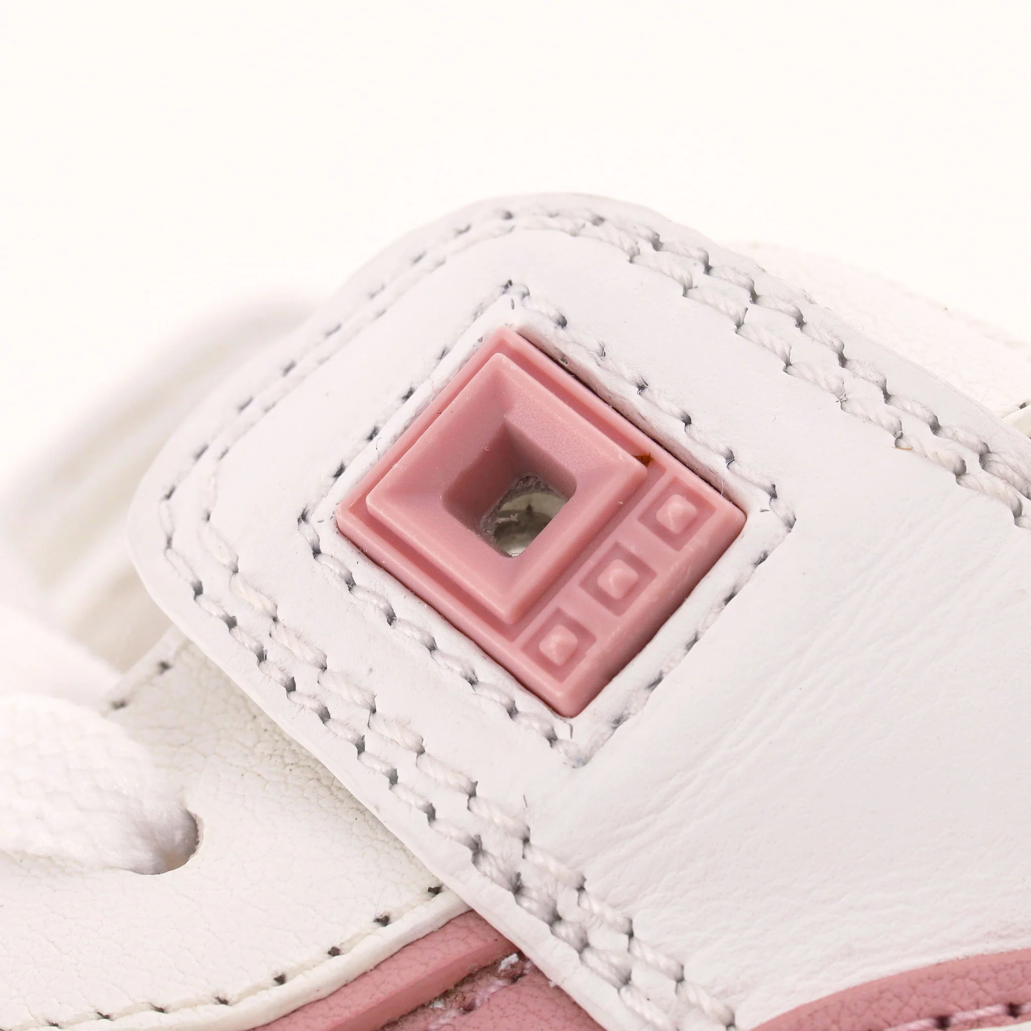 Valentino Garavani Freedots XL Leather Platform Sneakers. Size 37 - Image 8