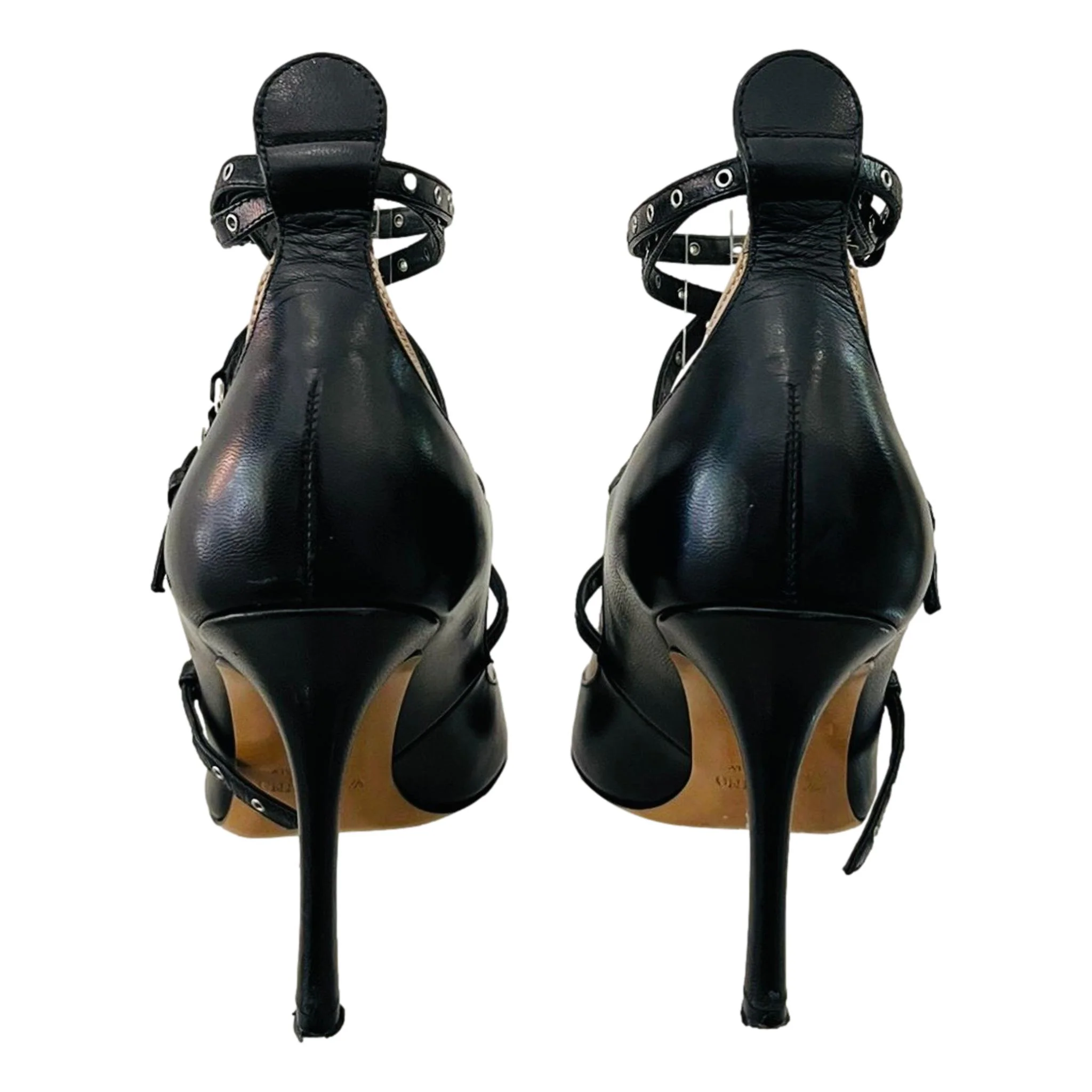 Valentino Garavani Leather Love Latch Heels. Size 36.5 - Image 4
