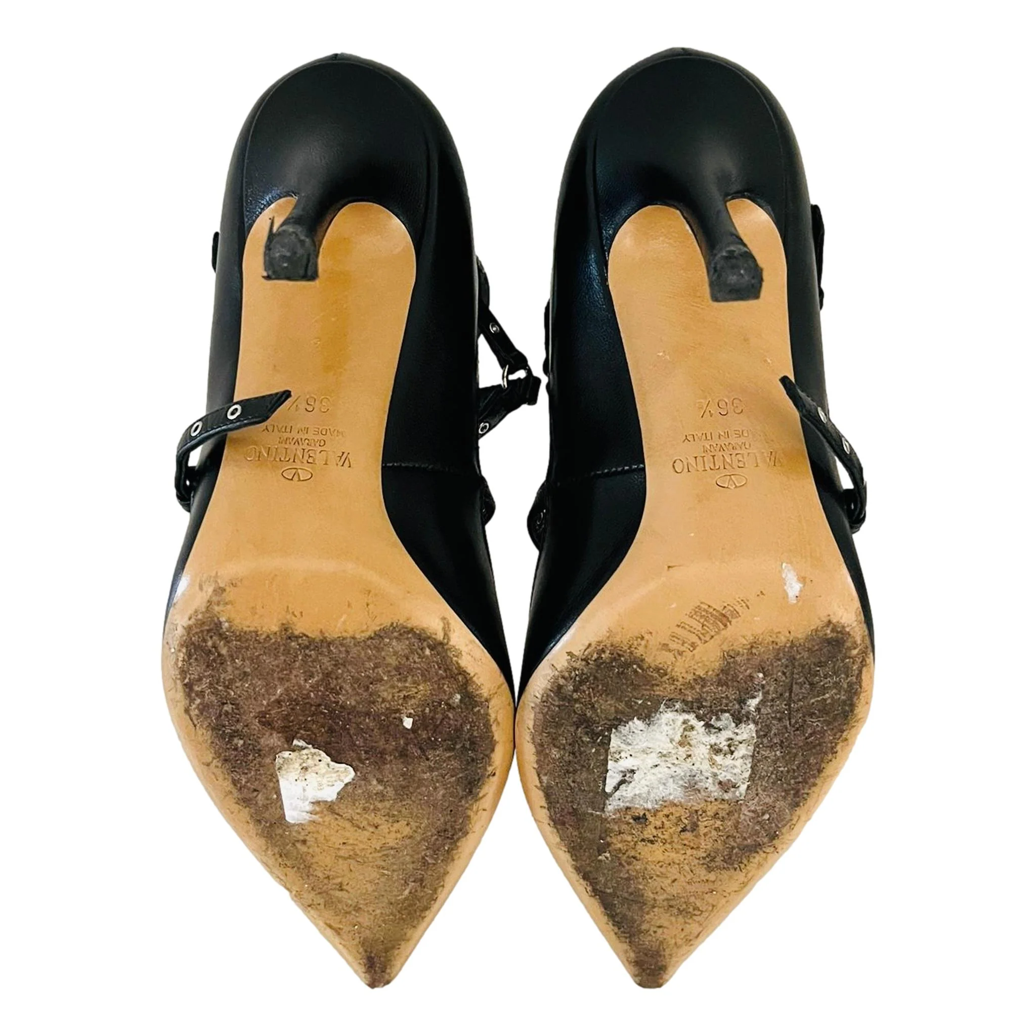 Valentino Garavani Leather Love Latch Heels. Size 36.5 - Image 5