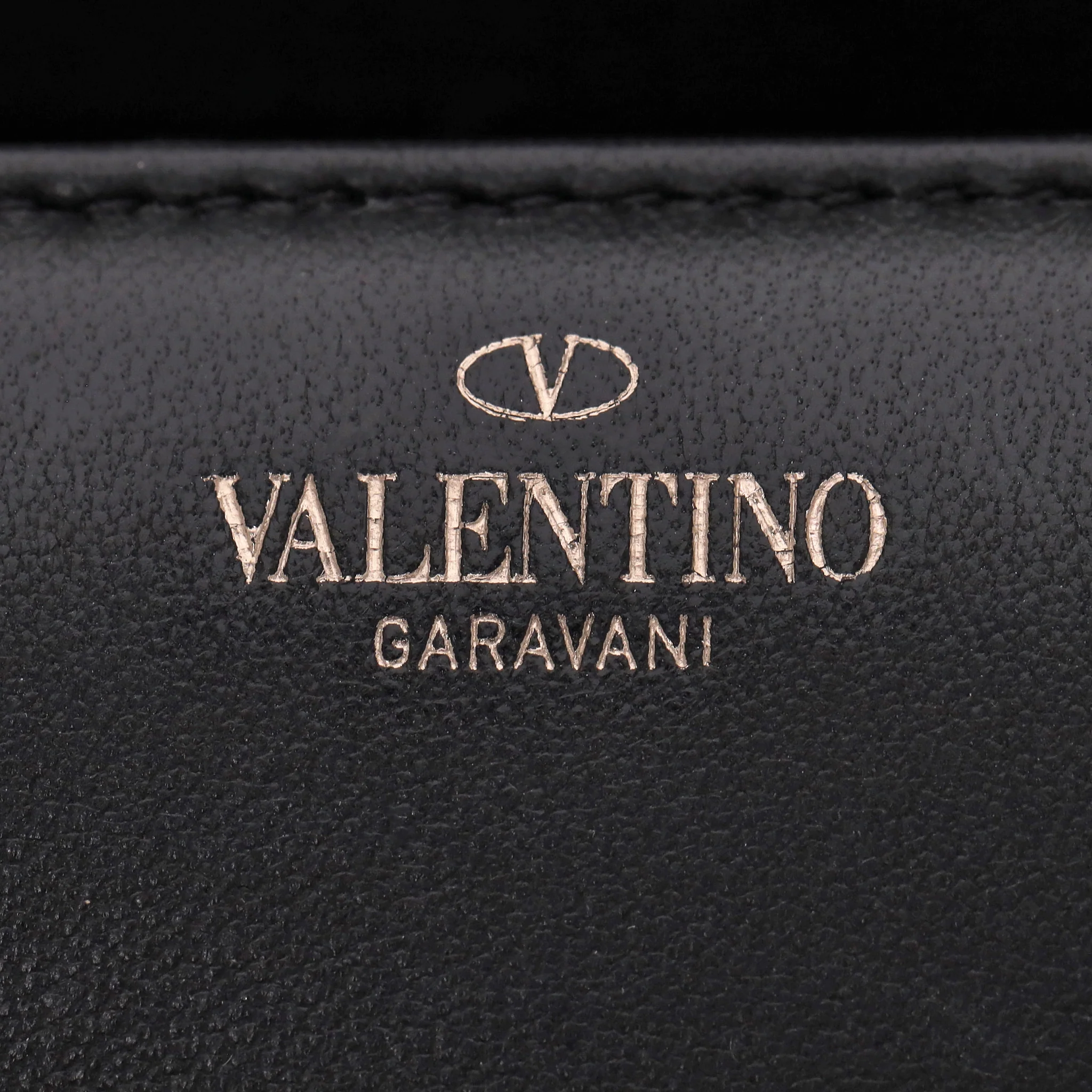 Valentino One Stud Quilted-Leather Shoulder/Crossbody Bag - Image 7
