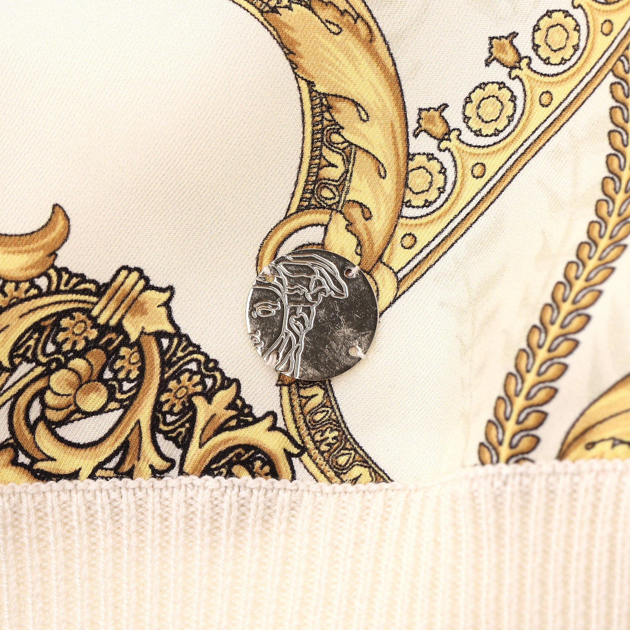 Versace Collection Baroque Print Silk Knitted Top. Size 44IT - Image 6