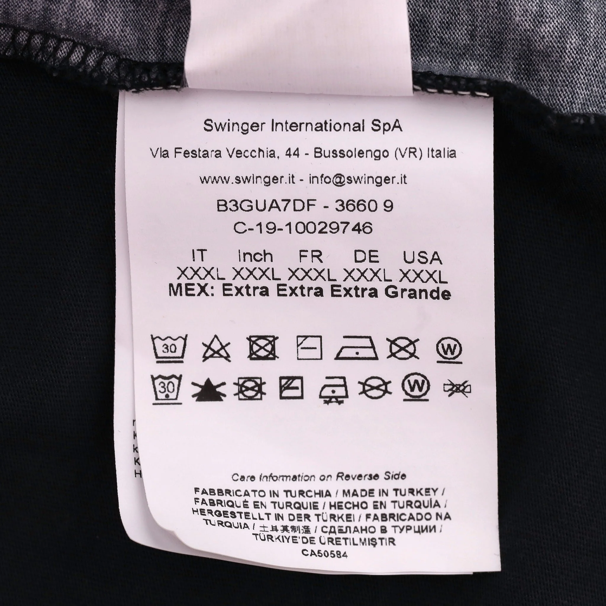 Versace Jeans Couture Baroque Logo Print Cotton T-Shirt. Size XXXL - Image 6